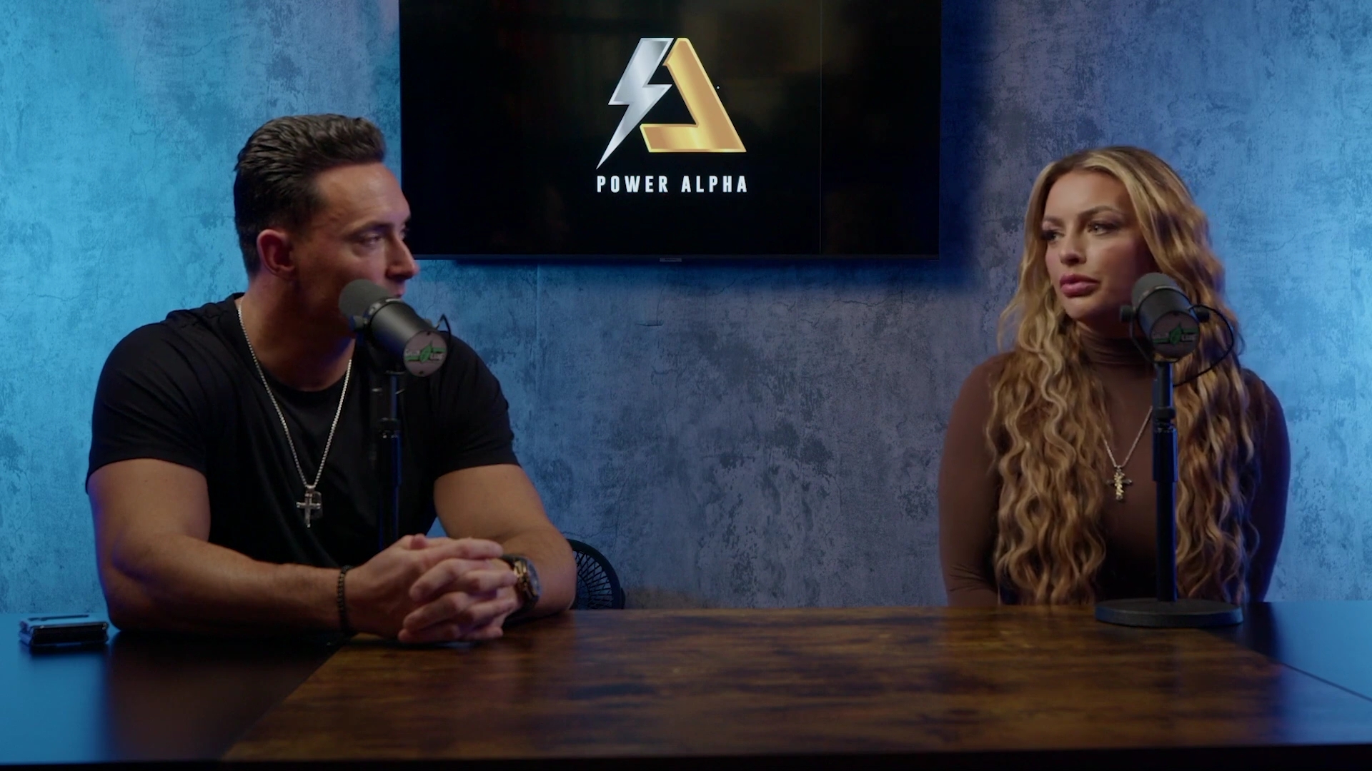 x2mate_com-Ep_9_-_Power_Alphas_Podcast___28Mandy_Saccomanno___Sabby_Piscitelli29-281080p29_mp40757.jpg