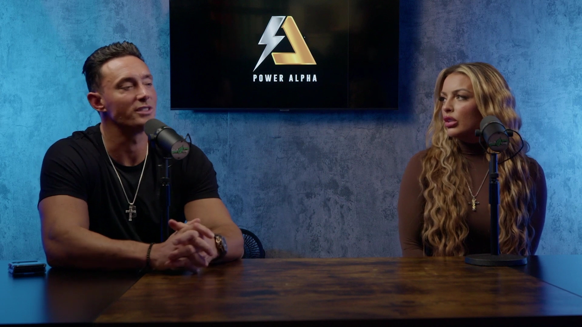 x2mate_com-Ep_9_-_Power_Alphas_Podcast___28Mandy_Saccomanno___Sabby_Piscitelli29-281080p29_mp40761.jpg
