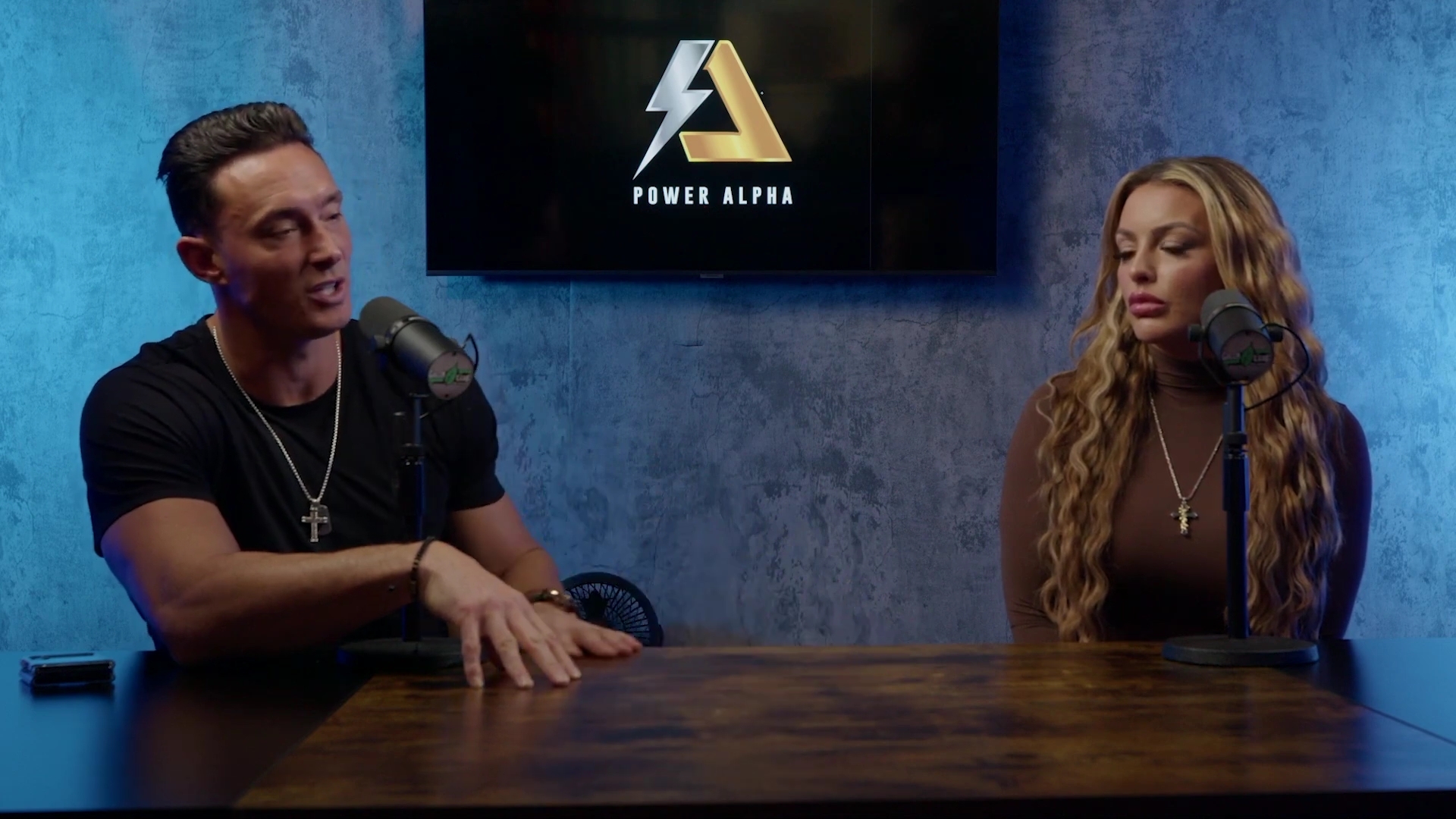 x2mate_com-Ep_9_-_Power_Alphas_Podcast___28Mandy_Saccomanno___Sabby_Piscitelli29-281080p29_mp40797.jpg