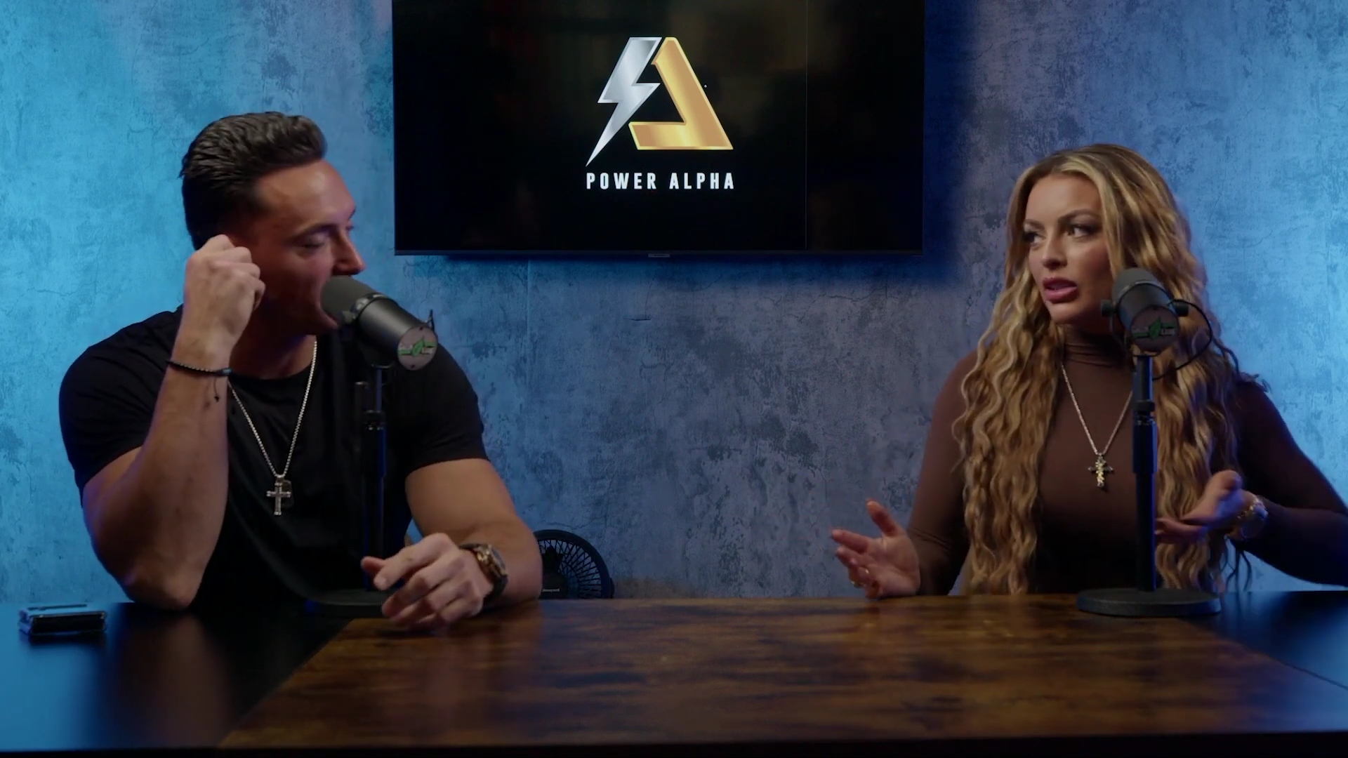 x2mate_com-Ep_9_-_Power_Alphas_Podcast___28Mandy_Saccomanno___Sabby_Piscitelli29-281080p29_mp40876.jpg