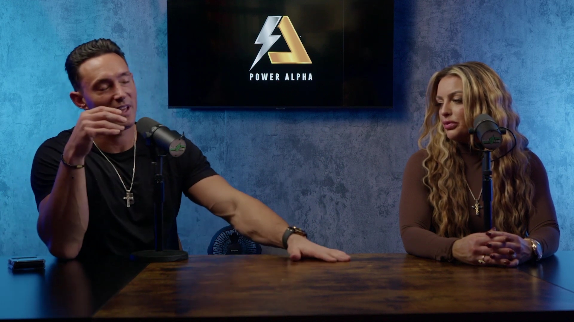 x2mate_com-Ep_9_-_Power_Alphas_Podcast___28Mandy_Saccomanno___Sabby_Piscitelli29-281080p29_mp40921.jpg