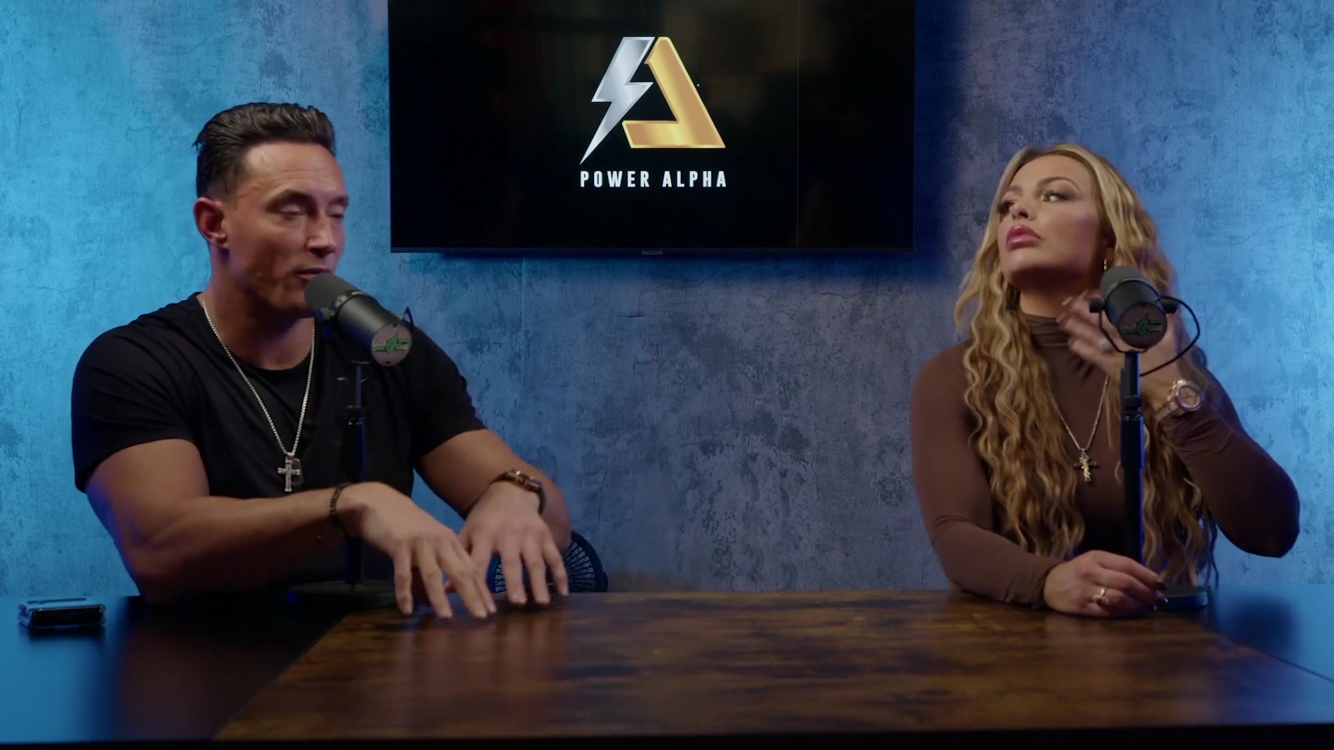 x2mate_com-Ep_9_-_Power_Alphas_Podcast___28Mandy_Saccomanno___Sabby_Piscitelli29-281080p29_mp40973.jpg