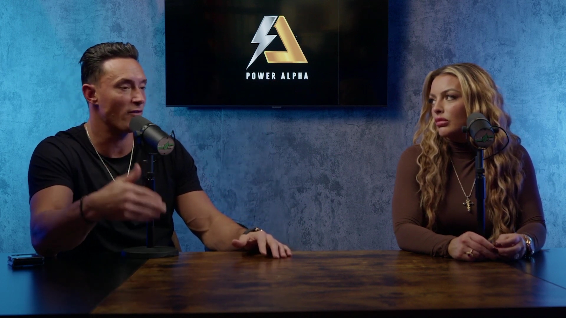 x2mate_com-Ep_9_-_Power_Alphas_Podcast___28Mandy_Saccomanno___Sabby_Piscitelli29-281080p29_mp40999.jpg