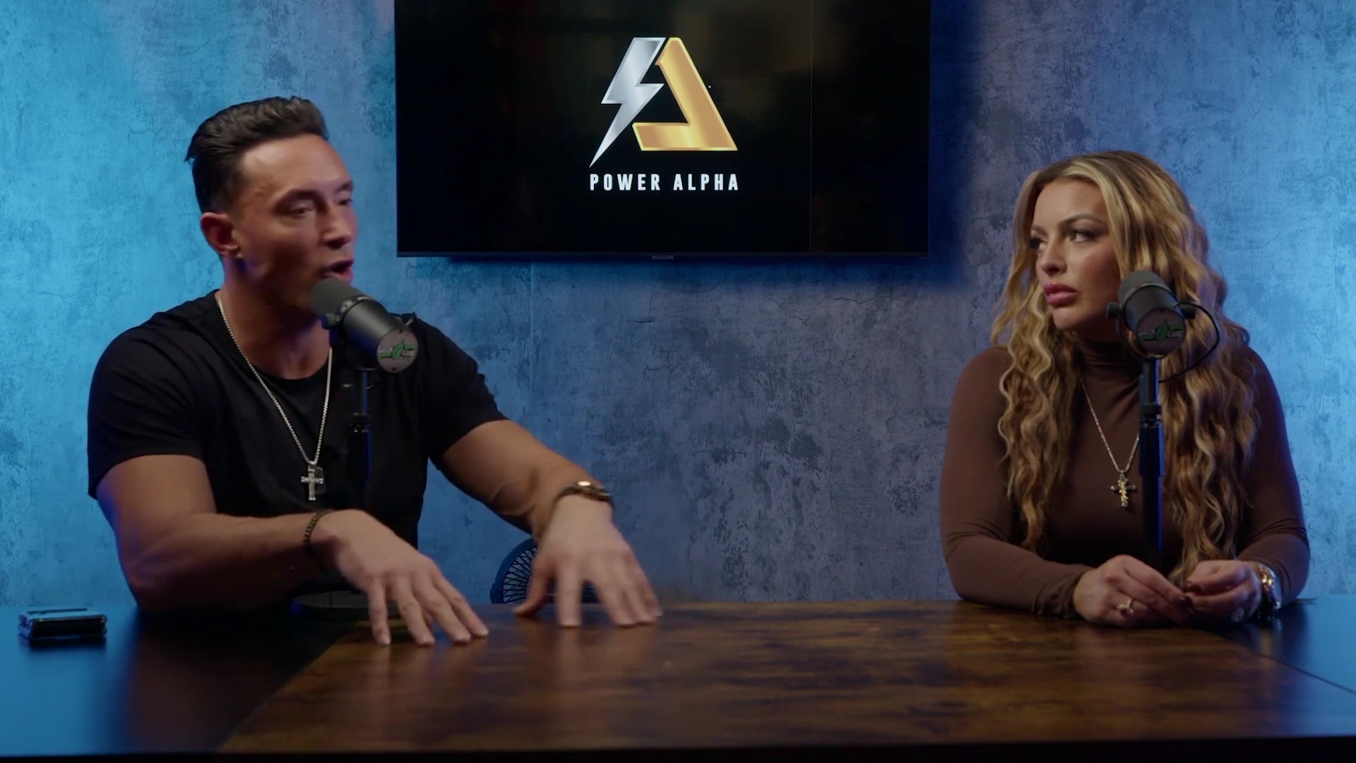 x2mate_com-Ep_9_-_Power_Alphas_Podcast___28Mandy_Saccomanno___Sabby_Piscitelli29-281080p29_mp41001.jpg