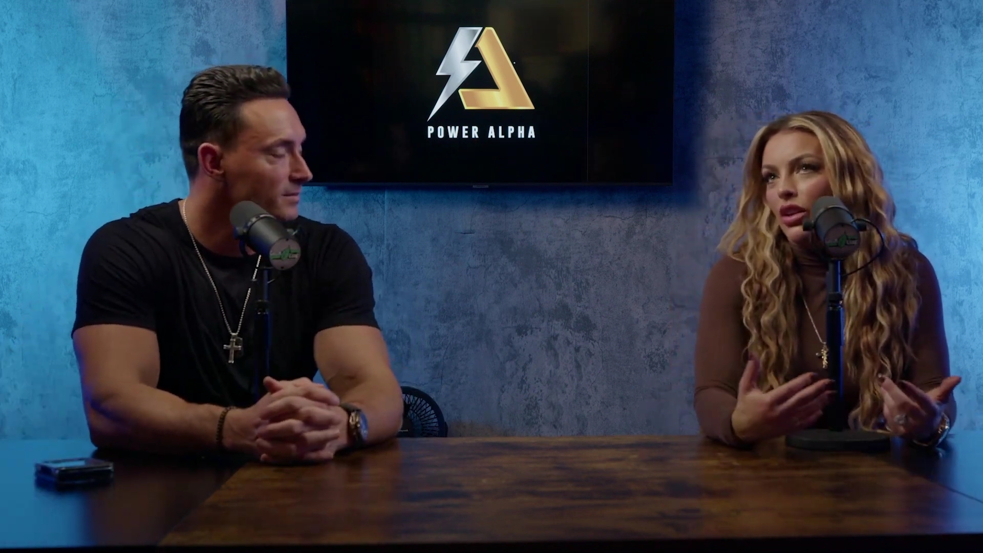 x2mate_com-Ep_9_-_Power_Alphas_Podcast___28Mandy_Saccomanno___Sabby_Piscitelli29-281080p29_mp41013.jpg