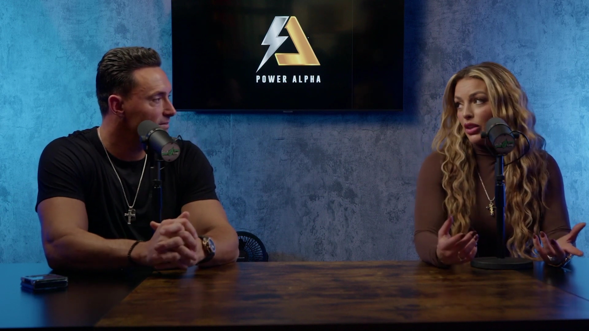 x2mate_com-Ep_9_-_Power_Alphas_Podcast___28Mandy_Saccomanno___Sabby_Piscitelli29-281080p29_mp41016.jpg