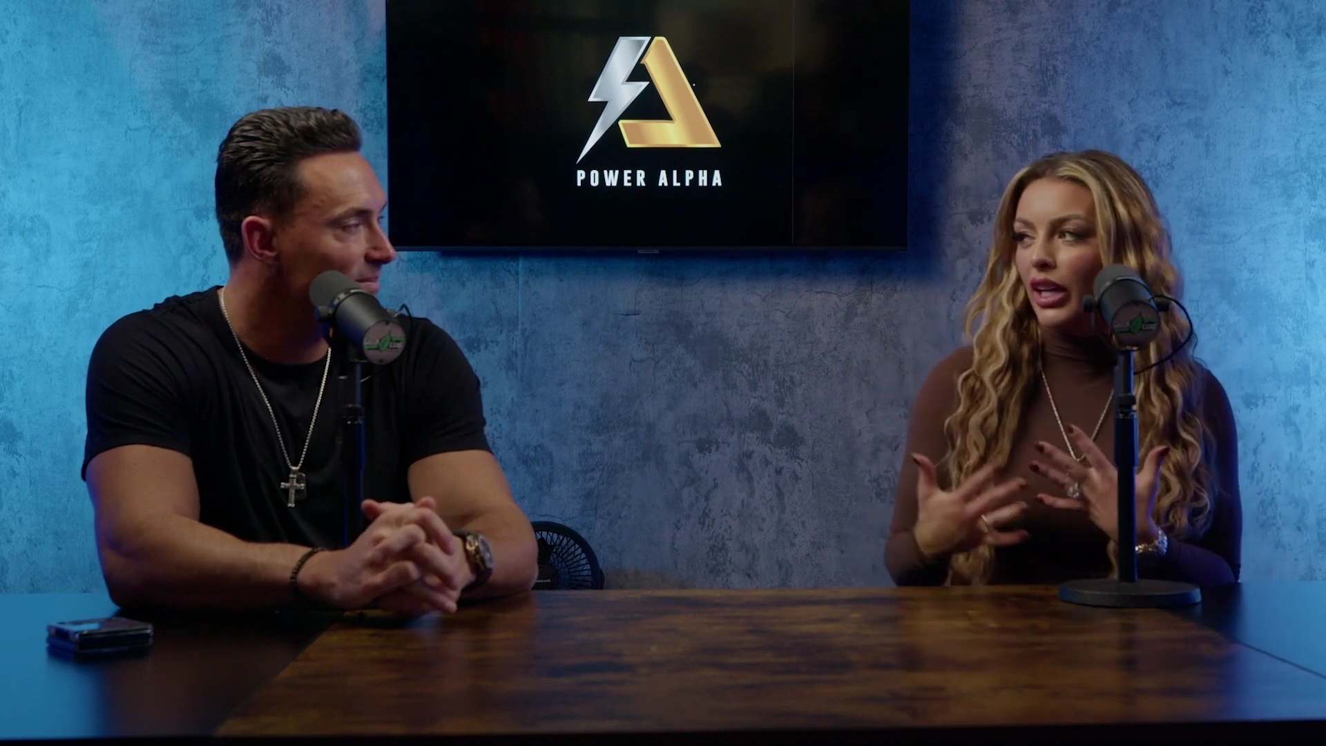 x2mate_com-Ep_9_-_Power_Alphas_Podcast___28Mandy_Saccomanno___Sabby_Piscitelli29-281080p29_mp41021.jpg