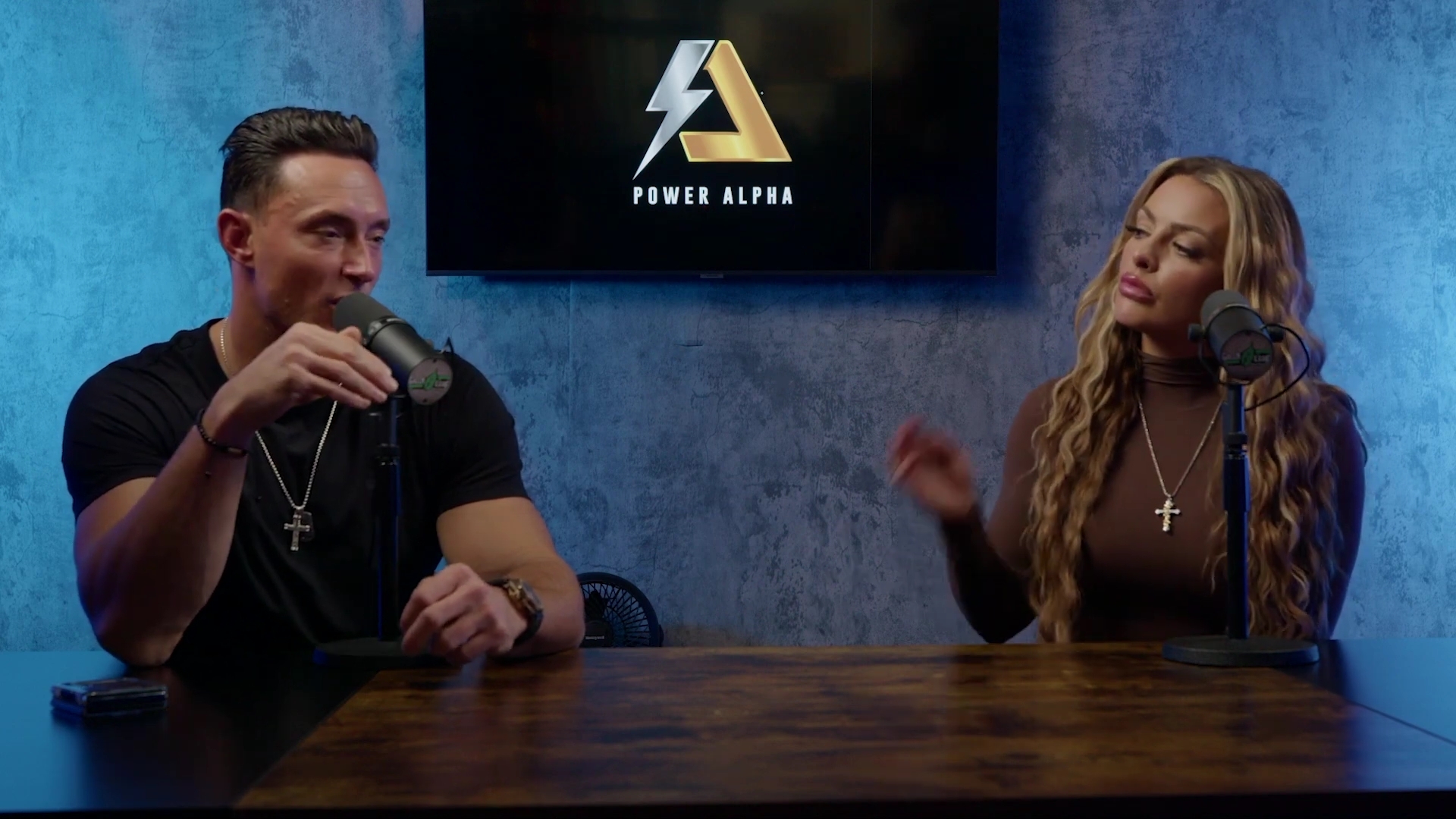 x2mate_com-Ep_9_-_Power_Alphas_Podcast___28Mandy_Saccomanno___Sabby_Piscitelli29-281080p29_mp41041.jpg