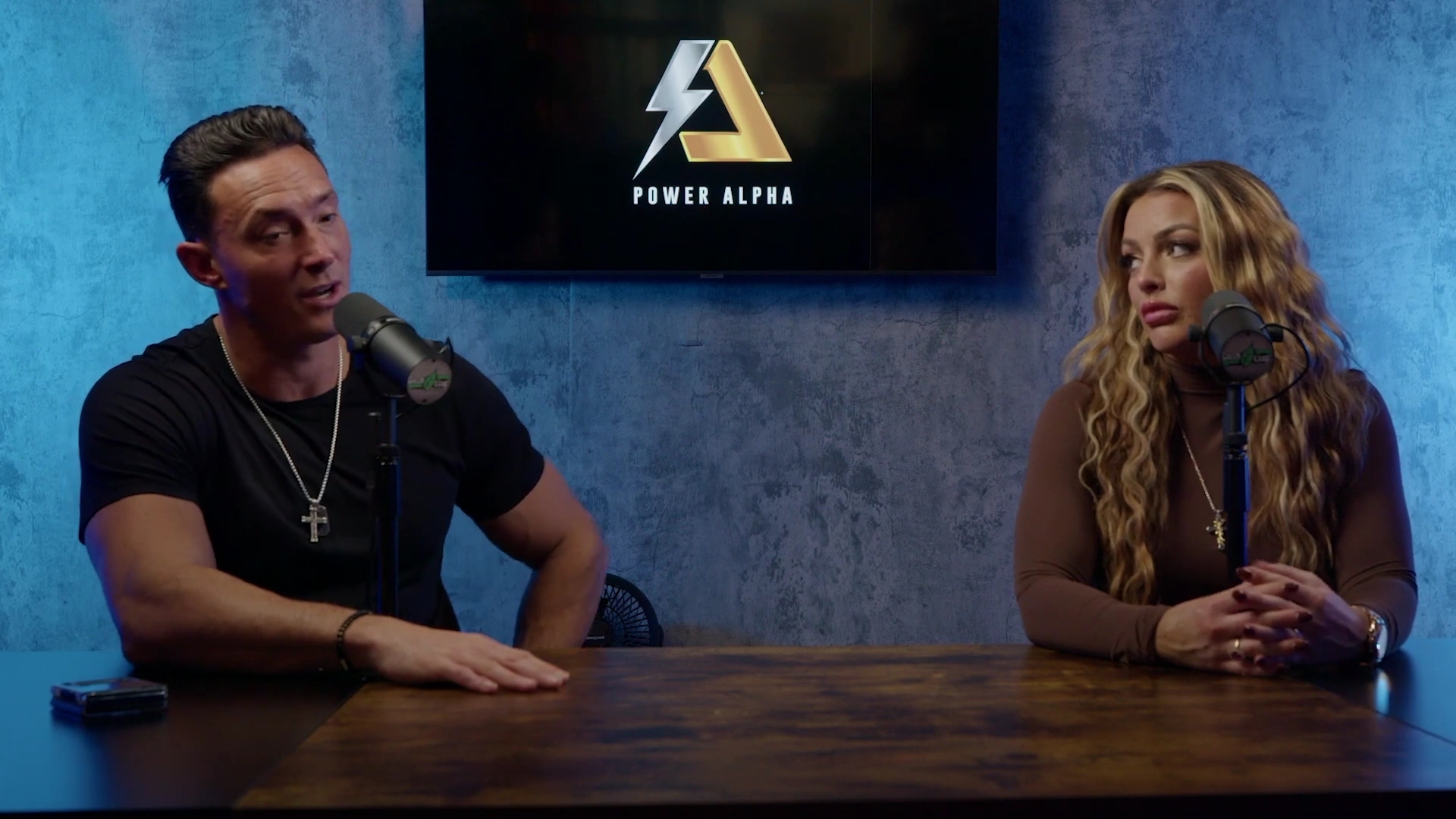 x2mate_com-Ep_9_-_Power_Alphas_Podcast___28Mandy_Saccomanno___Sabby_Piscitelli29-281080p29_mp41112.jpg