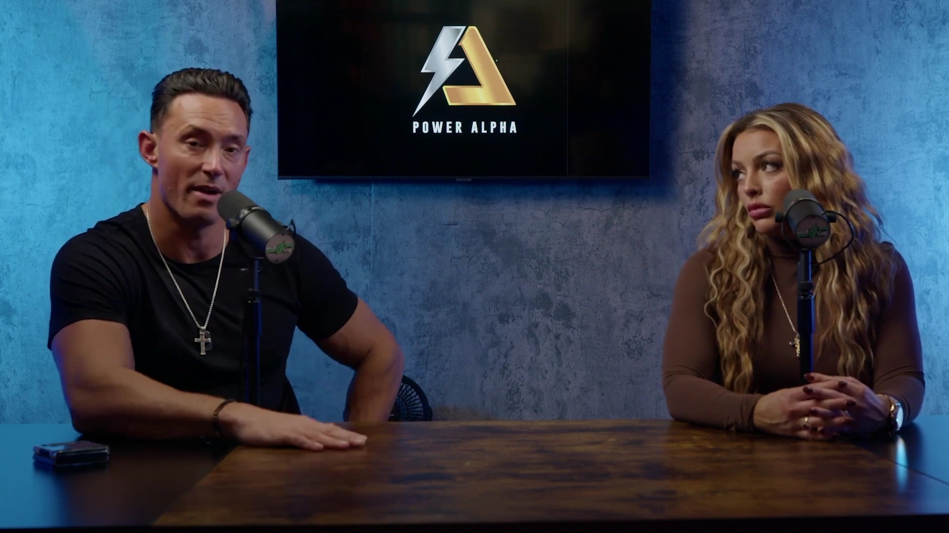 x2mate_com-Ep_9_-_Power_Alphas_Podcast___28Mandy_Saccomanno___Sabby_Piscitelli29-281080p29_mp41114.jpg