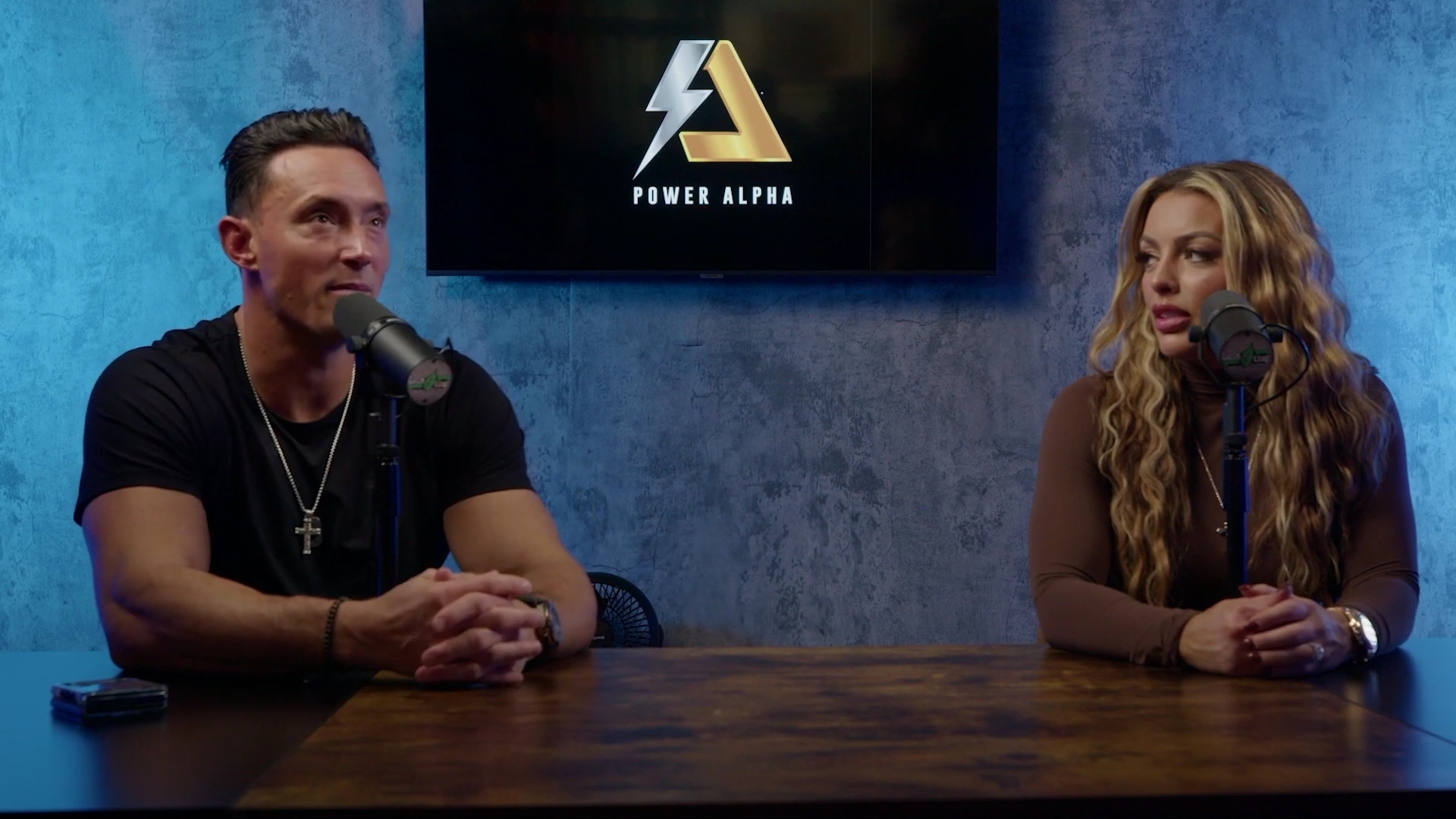 x2mate_com-Ep_9_-_Power_Alphas_Podcast___28Mandy_Saccomanno___Sabby_Piscitelli29-281080p29_mp41194.jpg