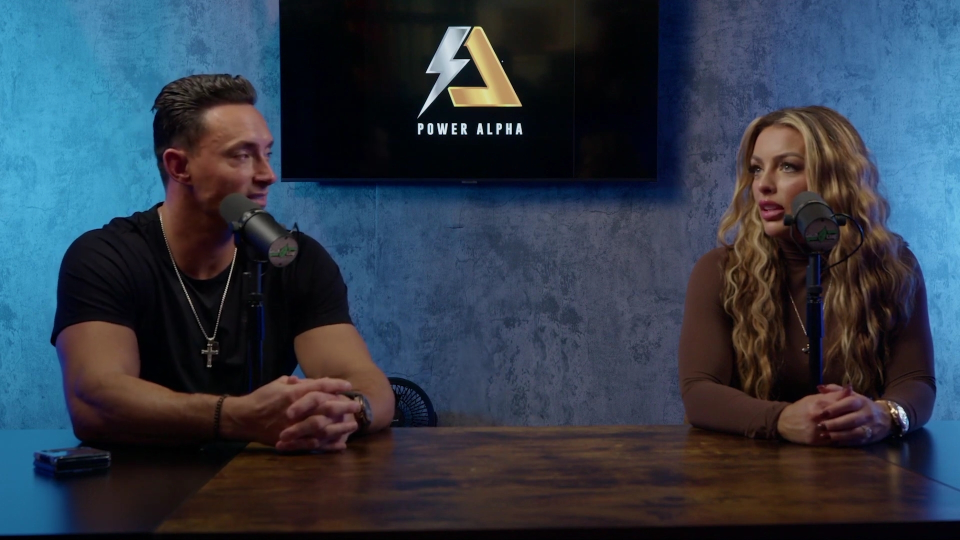 x2mate_com-Ep_9_-_Power_Alphas_Podcast___28Mandy_Saccomanno___Sabby_Piscitelli29-281080p29_mp41196.jpg
