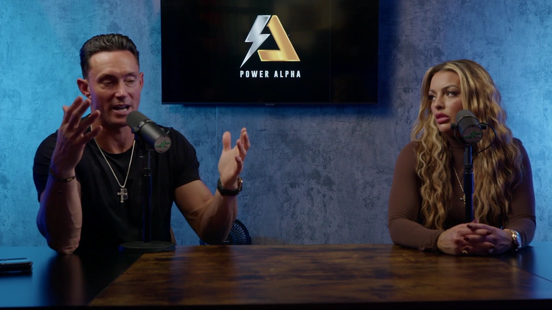 x2mate_com-Ep_9_-_Power_Alphas_Podcast___28Mandy_Saccomanno___Sabby_Piscitelli29-281080p29_mp41228.jpg