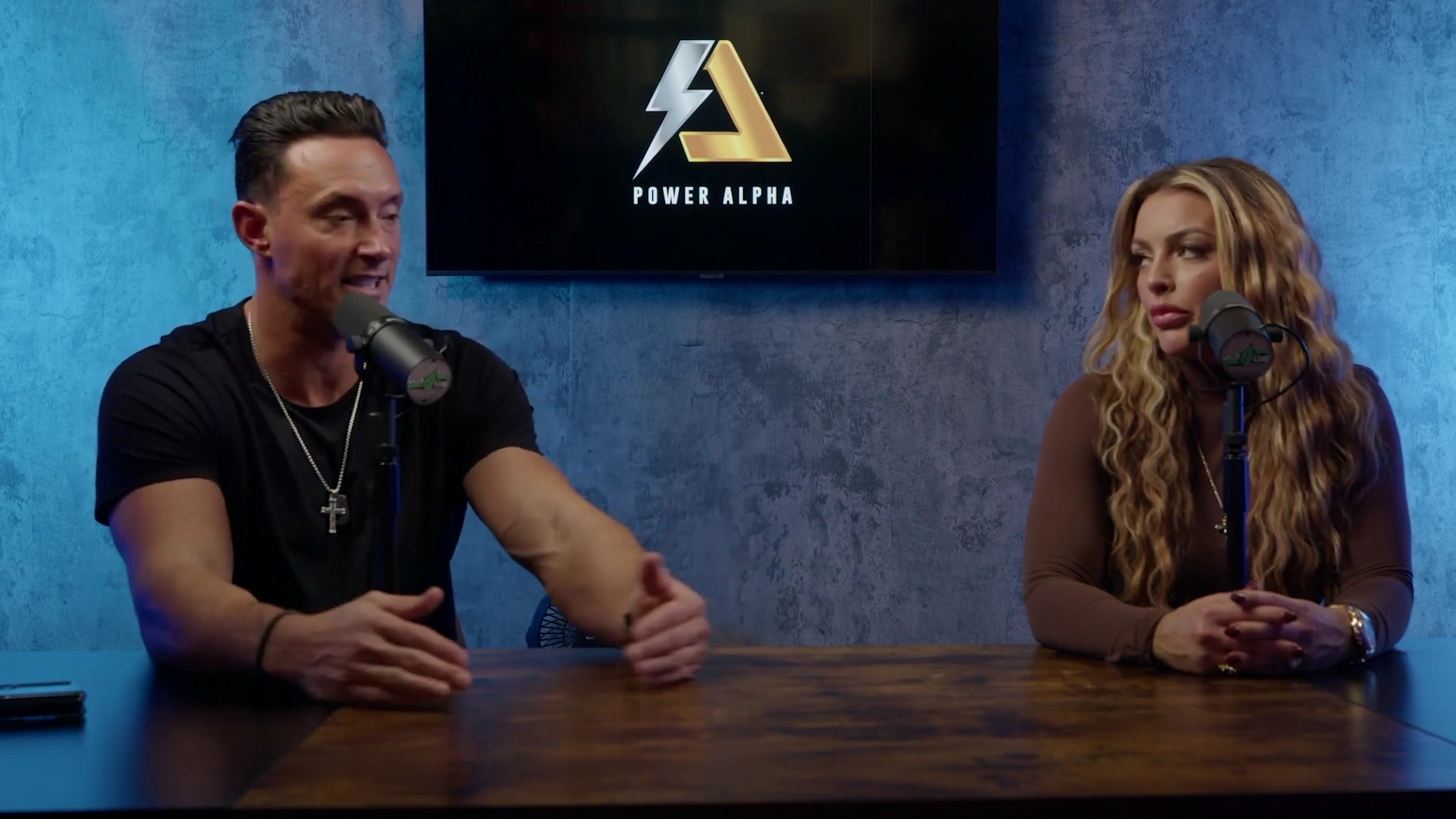 x2mate_com-Ep_9_-_Power_Alphas_Podcast___28Mandy_Saccomanno___Sabby_Piscitelli29-281080p29_mp41235.jpg