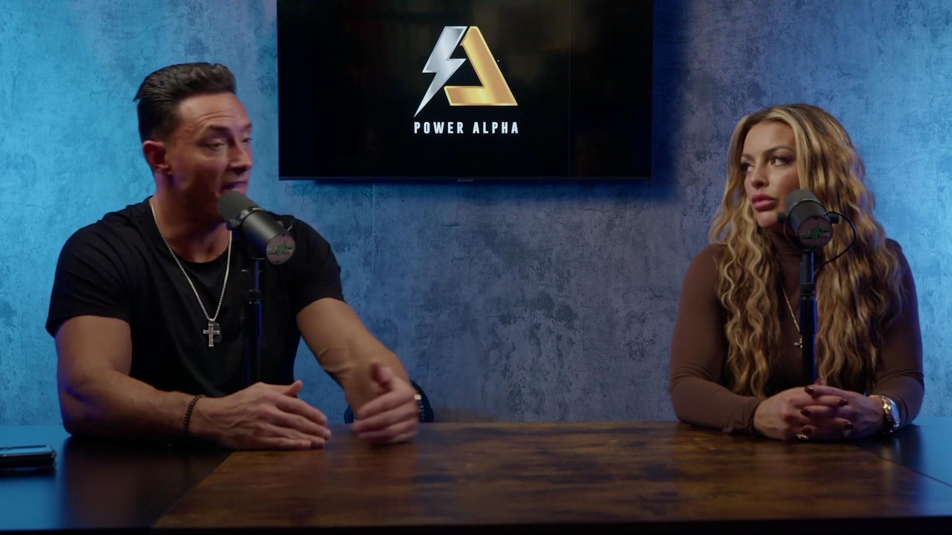x2mate_com-Ep_9_-_Power_Alphas_Podcast___28Mandy_Saccomanno___Sabby_Piscitelli29-281080p29_mp41238.jpg