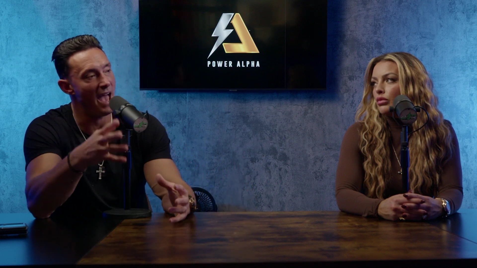 x2mate_com-Ep_9_-_Power_Alphas_Podcast___28Mandy_Saccomanno___Sabby_Piscitelli29-281080p29_mp41240.jpg