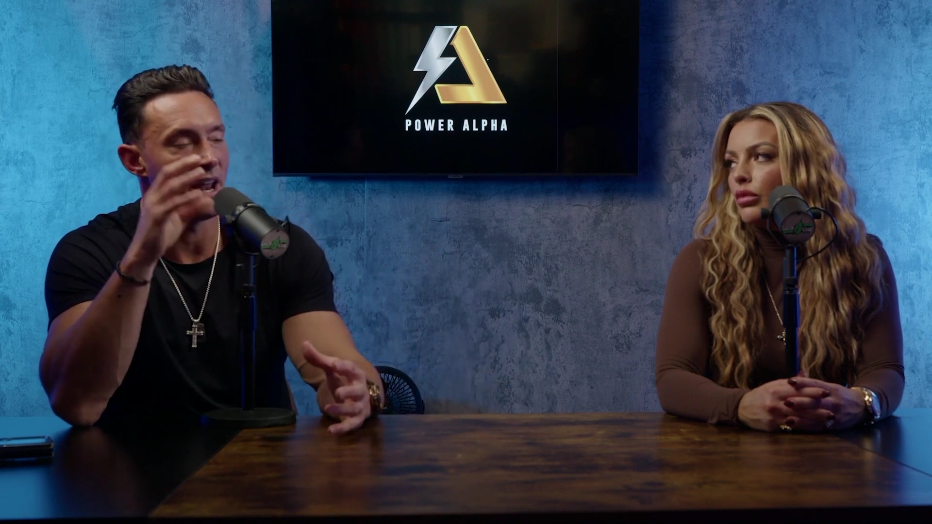 x2mate_com-Ep_9_-_Power_Alphas_Podcast___28Mandy_Saccomanno___Sabby_Piscitelli29-281080p29_mp41241.jpg