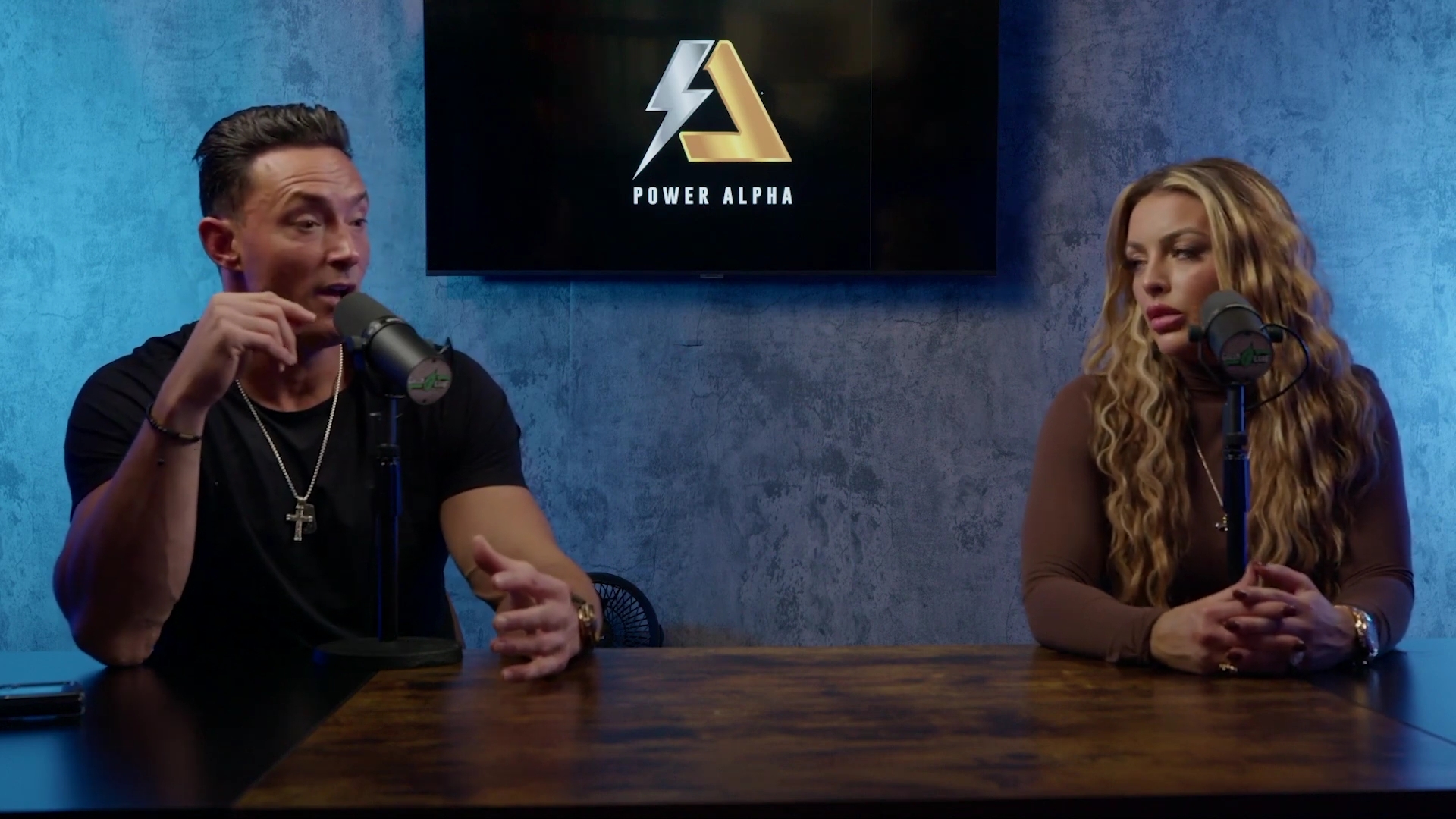 x2mate_com-Ep_9_-_Power_Alphas_Podcast___28Mandy_Saccomanno___Sabby_Piscitelli29-281080p29_mp41246.jpg