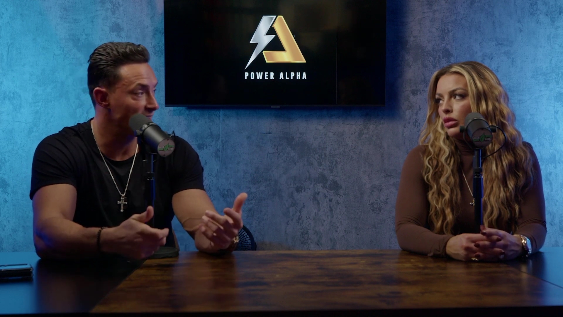 x2mate_com-Ep_9_-_Power_Alphas_Podcast___28Mandy_Saccomanno___Sabby_Piscitelli29-281080p29_mp41248.jpg