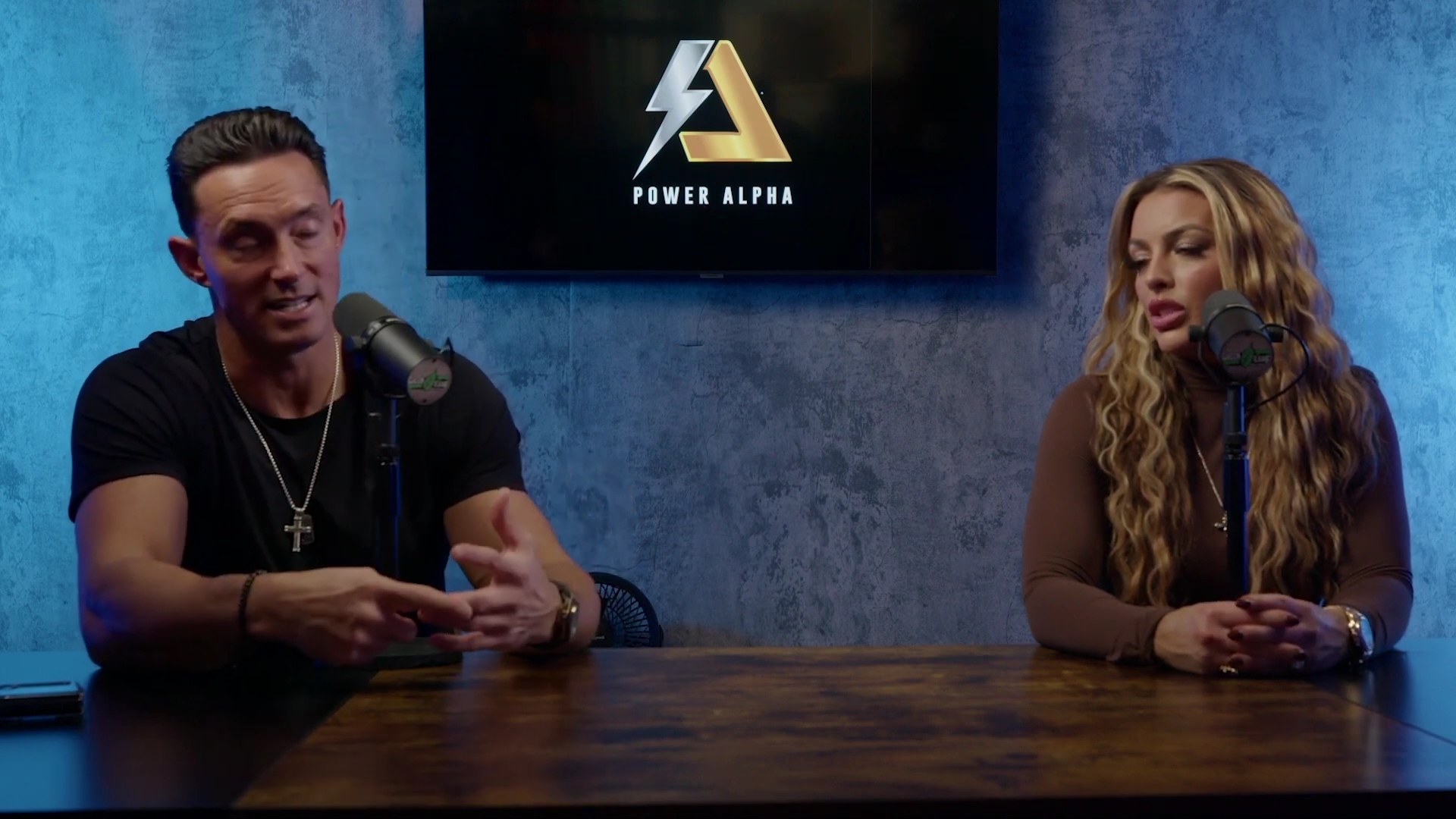 x2mate_com-Ep_9_-_Power_Alphas_Podcast___28Mandy_Saccomanno___Sabby_Piscitelli29-281080p29_mp41251.jpg