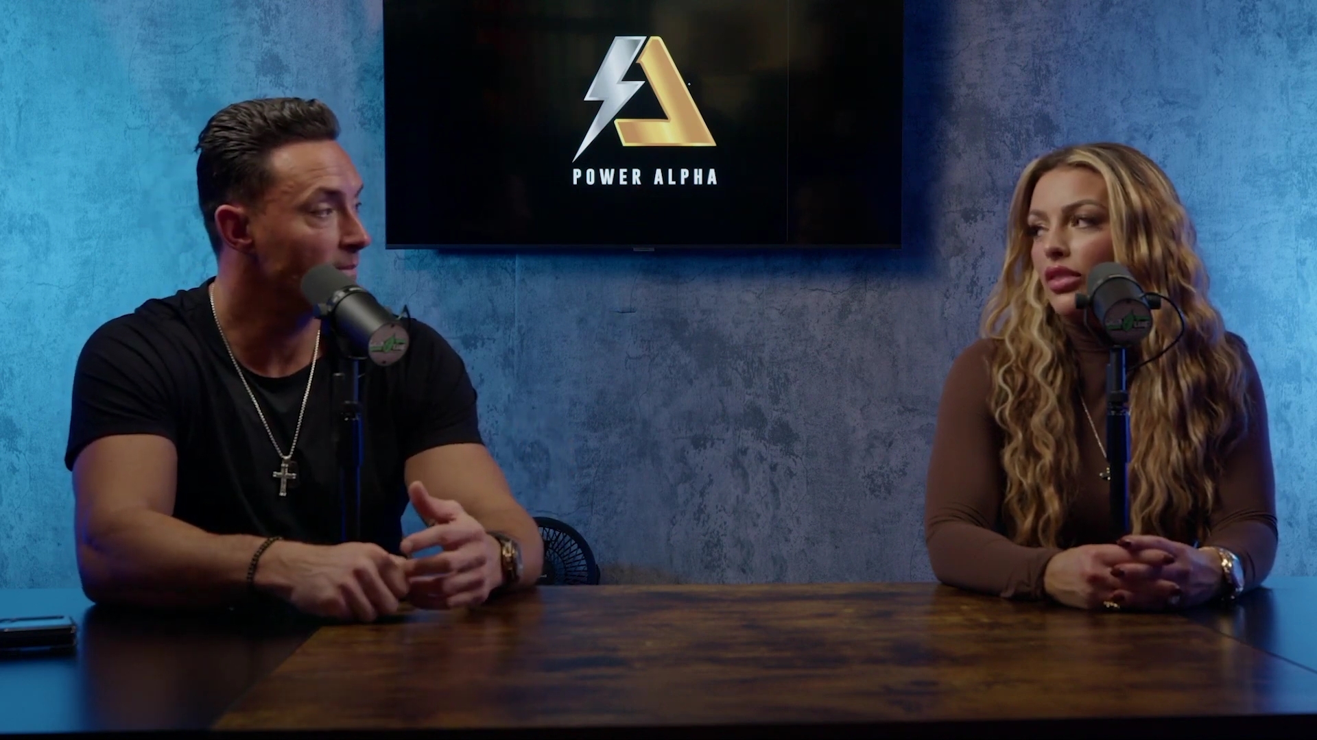 x2mate_com-Ep_9_-_Power_Alphas_Podcast___28Mandy_Saccomanno___Sabby_Piscitelli29-281080p29_mp41252.jpg