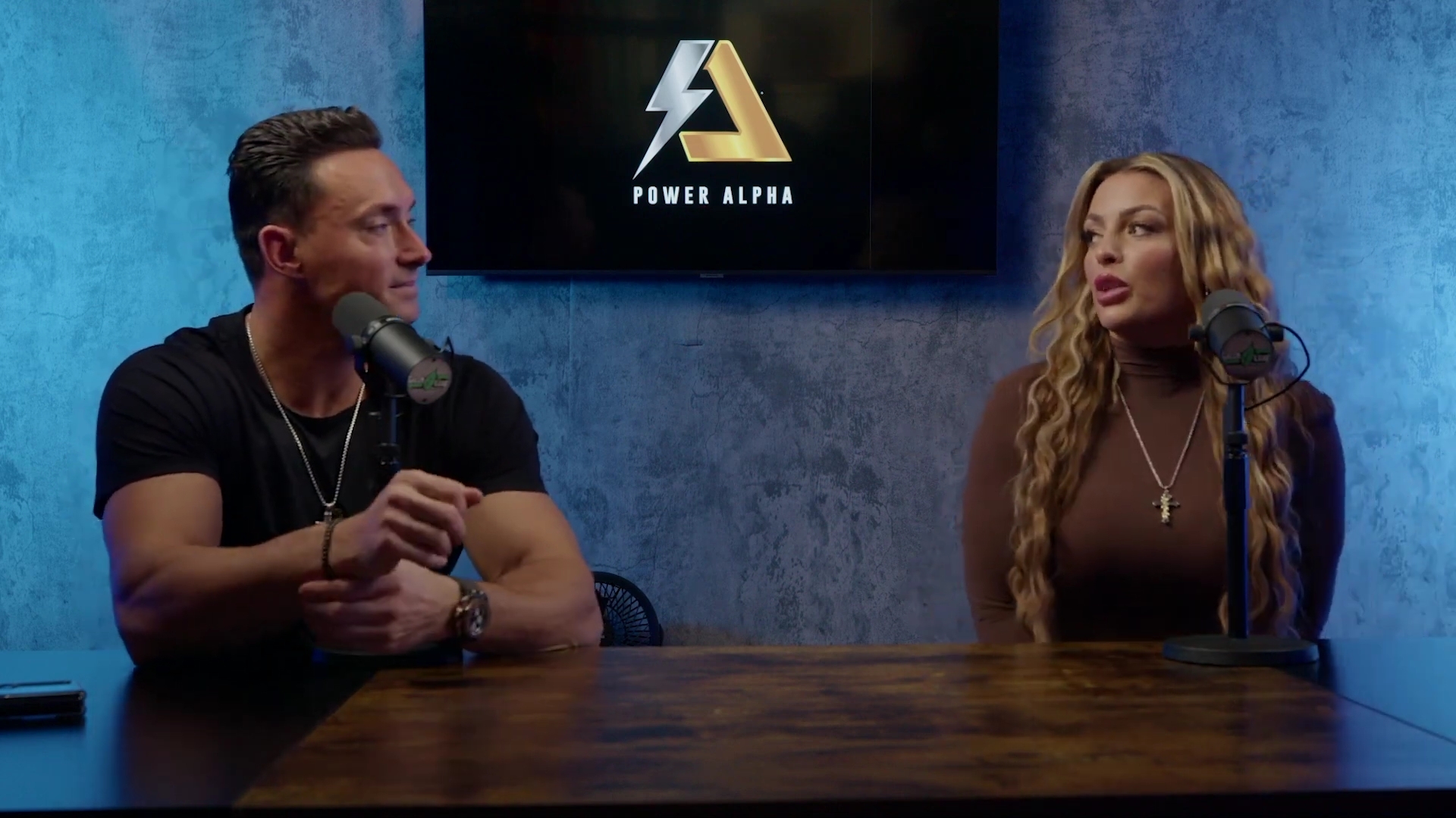 x2mate_com-Ep_9_-_Power_Alphas_Podcast___28Mandy_Saccomanno___Sabby_Piscitelli29-281080p29_mp41261.jpg
