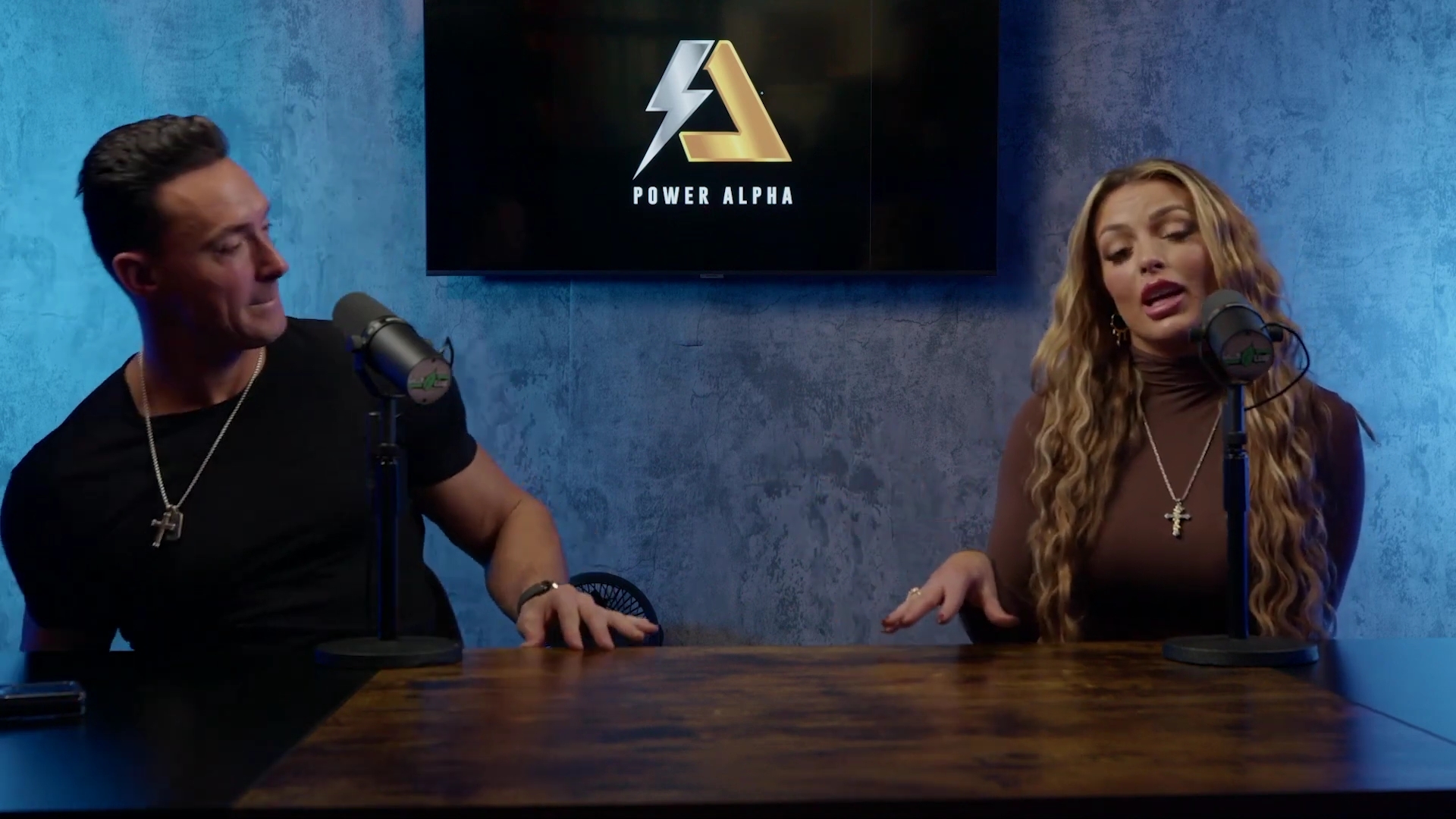 x2mate_com-Ep_9_-_Power_Alphas_Podcast___28Mandy_Saccomanno___Sabby_Piscitelli29-281080p29_mp41271.jpg