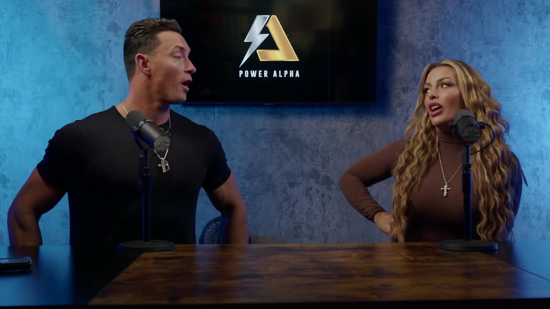 x2mate_com-Ep_9_-_Power_Alphas_Podcast___28Mandy_Saccomanno___Sabby_Piscitelli29-281080p29_mp41280.jpg