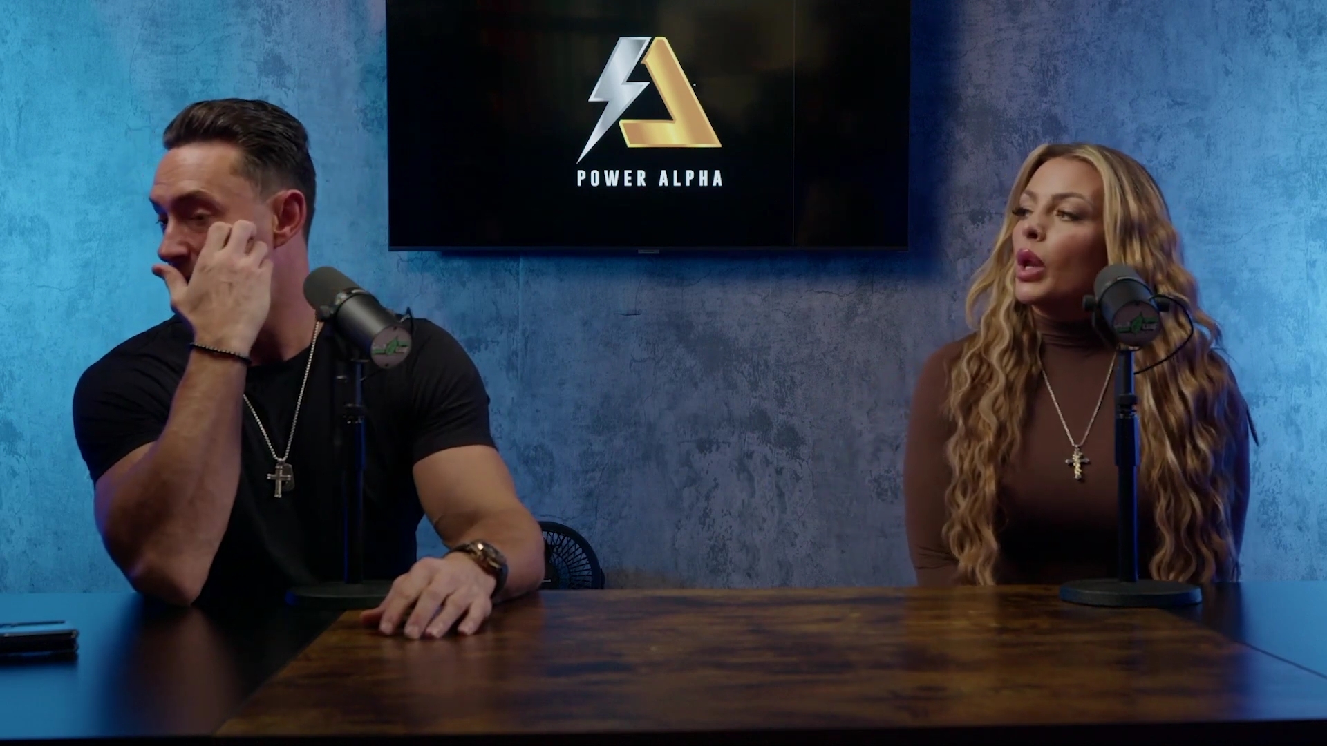 x2mate_com-Ep_9_-_Power_Alphas_Podcast___28Mandy_Saccomanno___Sabby_Piscitelli29-281080p29_mp41284.jpg