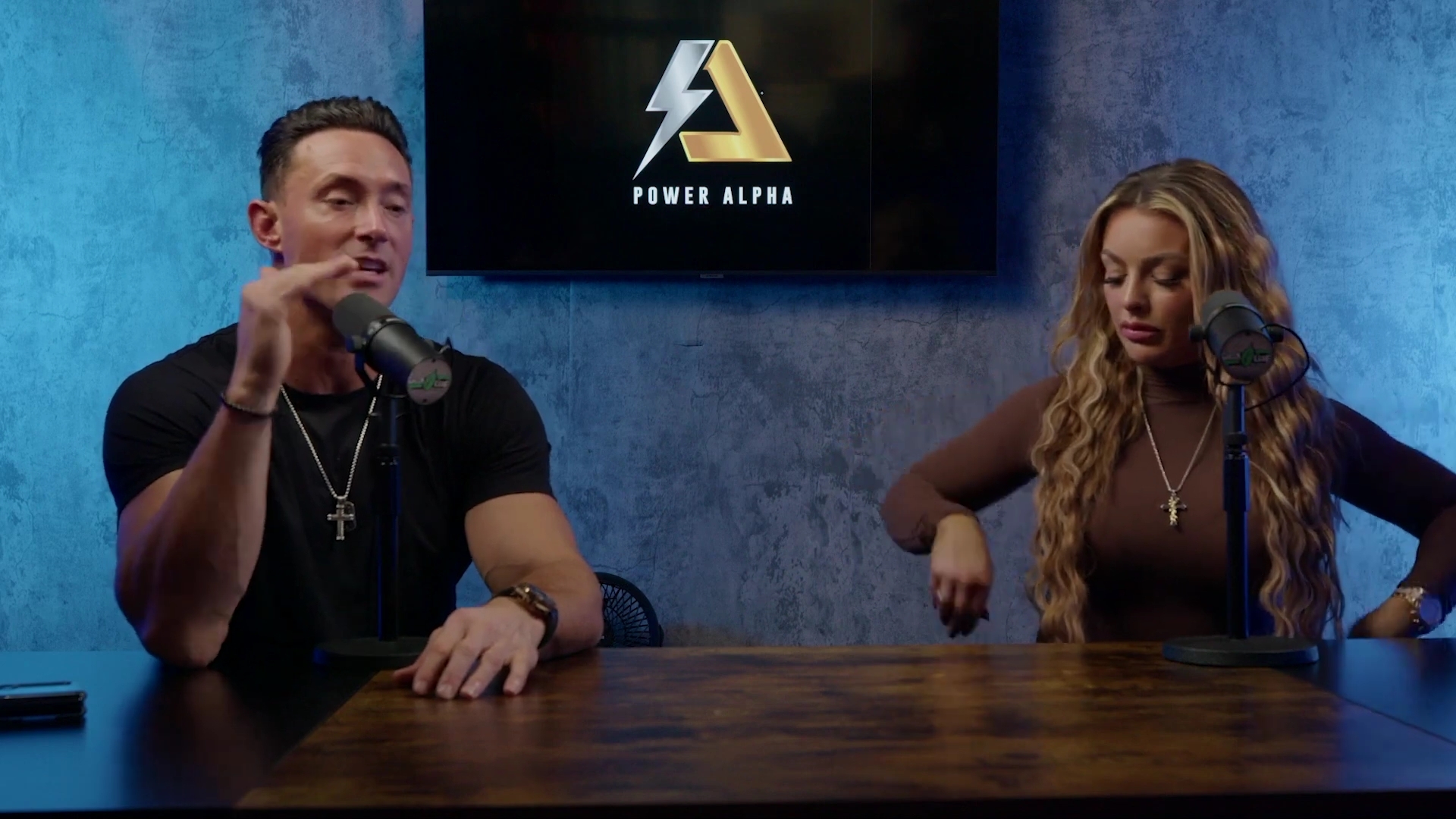 x2mate_com-Ep_9_-_Power_Alphas_Podcast___28Mandy_Saccomanno___Sabby_Piscitelli29-281080p29_mp41287.jpg