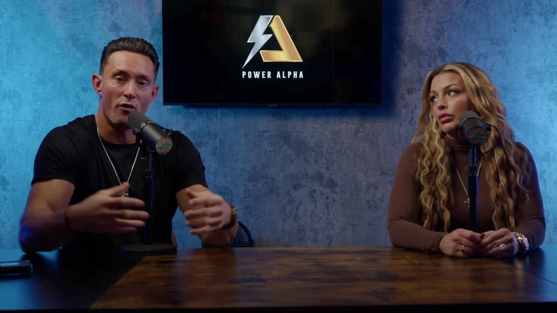 x2mate_com-Ep_9_-_Power_Alphas_Podcast___28Mandy_Saccomanno___Sabby_Piscitelli29-281080p29_mp41358.jpg
