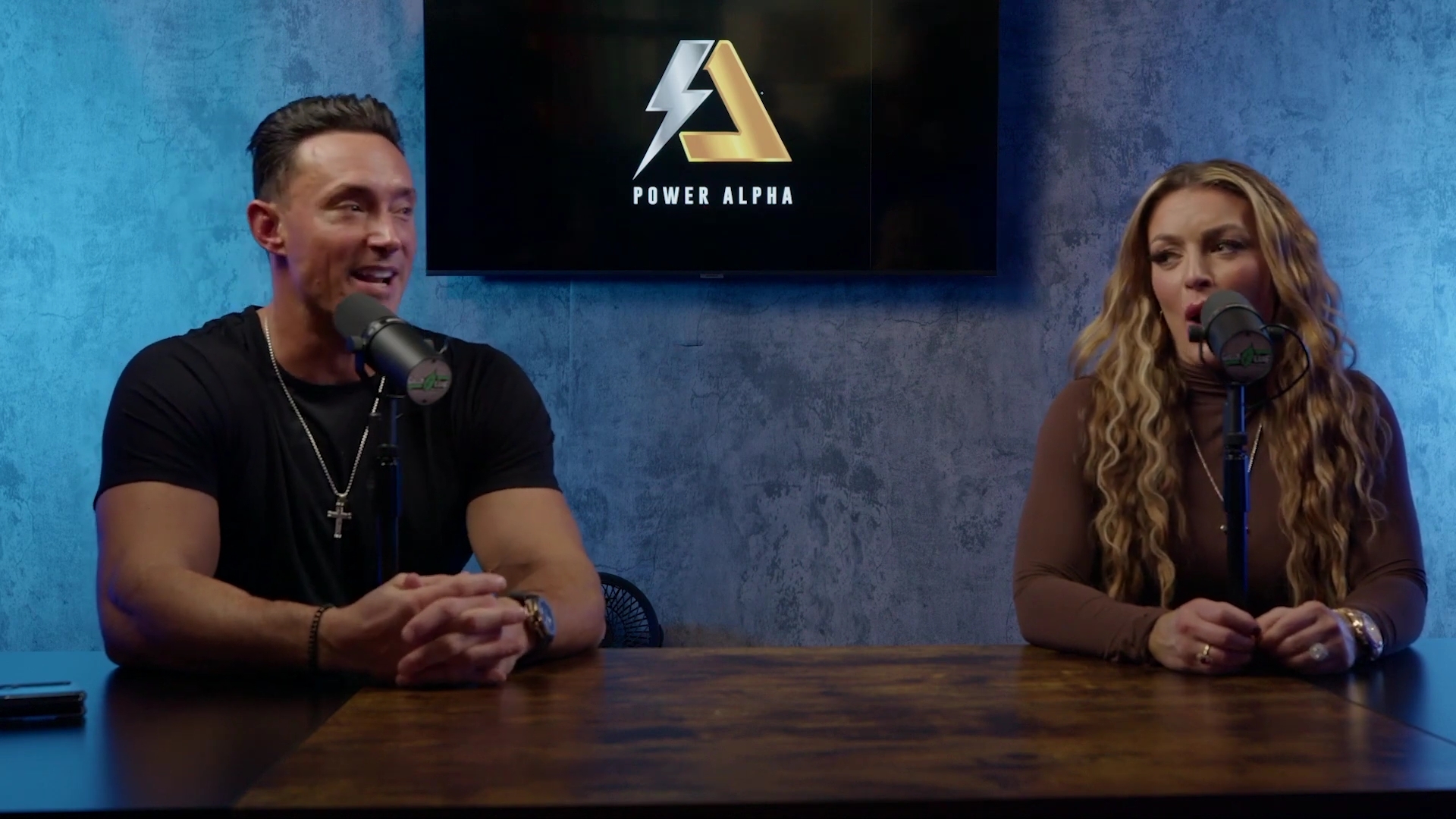 x2mate_com-Ep_9_-_Power_Alphas_Podcast___28Mandy_Saccomanno___Sabby_Piscitelli29-281080p29_mp41367.jpg