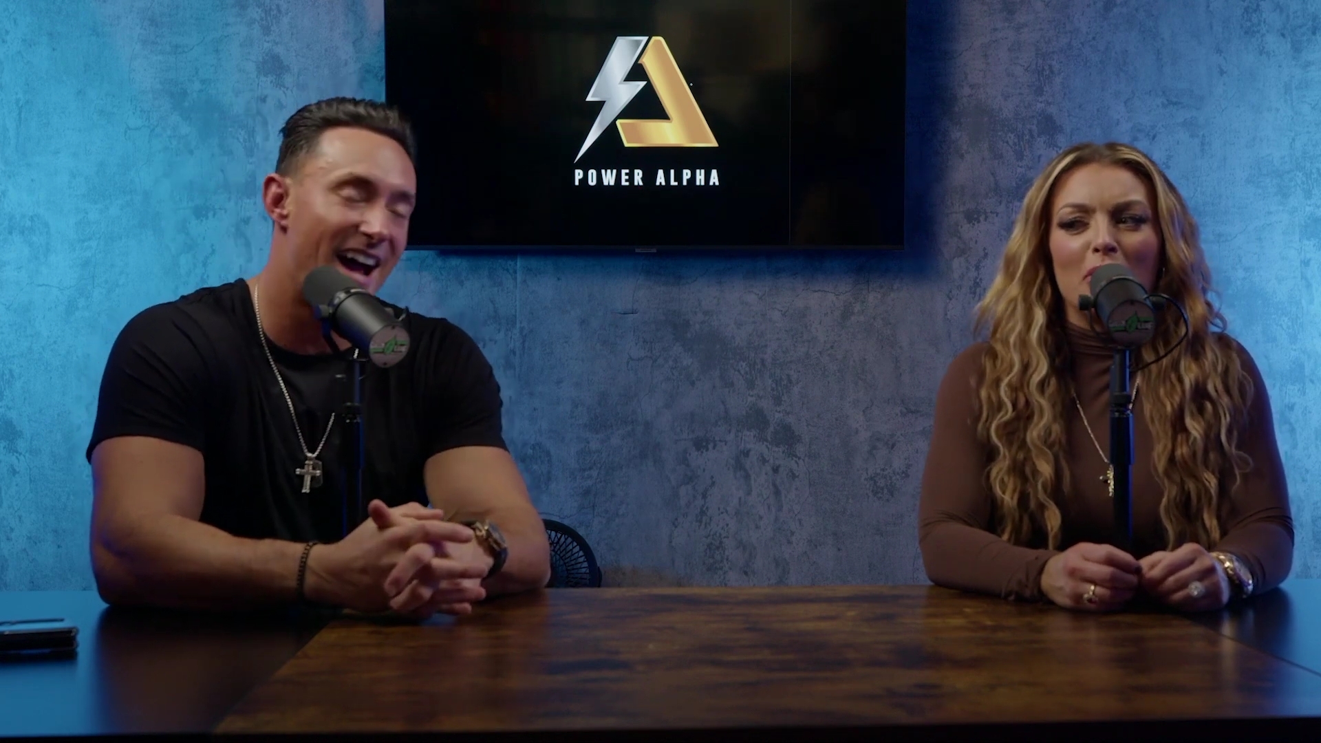 x2mate_com-Ep_9_-_Power_Alphas_Podcast___28Mandy_Saccomanno___Sabby_Piscitelli29-281080p29_mp41368.jpg