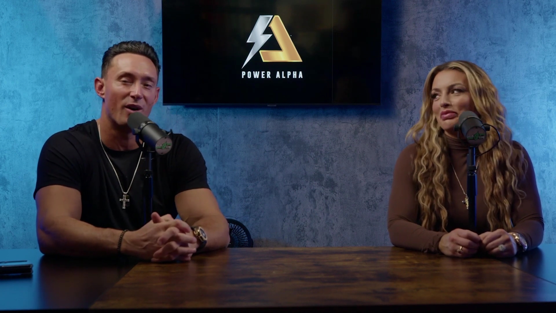 x2mate_com-Ep_9_-_Power_Alphas_Podcast___28Mandy_Saccomanno___Sabby_Piscitelli29-281080p29_mp41369.jpg