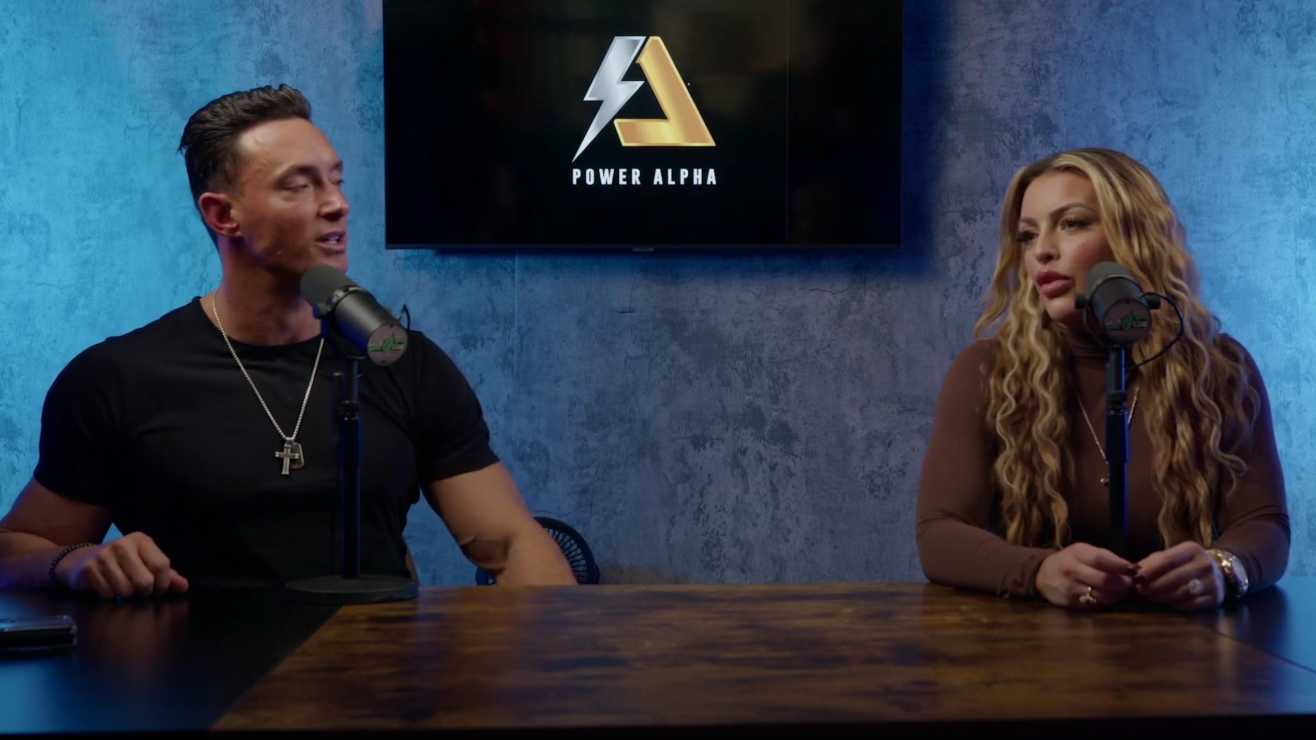 x2mate_com-Ep_9_-_Power_Alphas_Podcast___28Mandy_Saccomanno___Sabby_Piscitelli29-281080p29_mp41379.jpg
