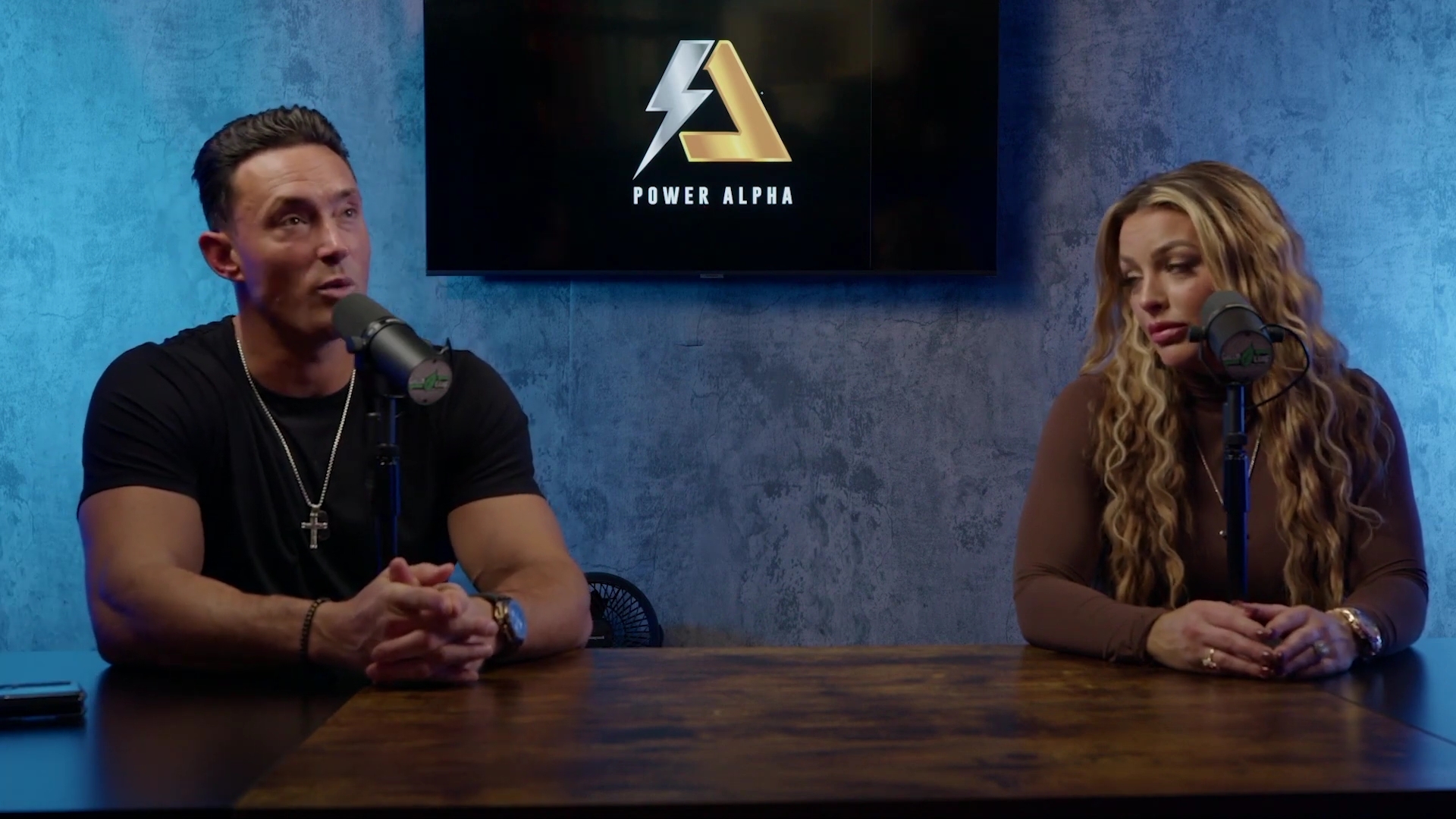 x2mate_com-Ep_9_-_Power_Alphas_Podcast___28Mandy_Saccomanno___Sabby_Piscitelli29-281080p29_mp41388.jpg