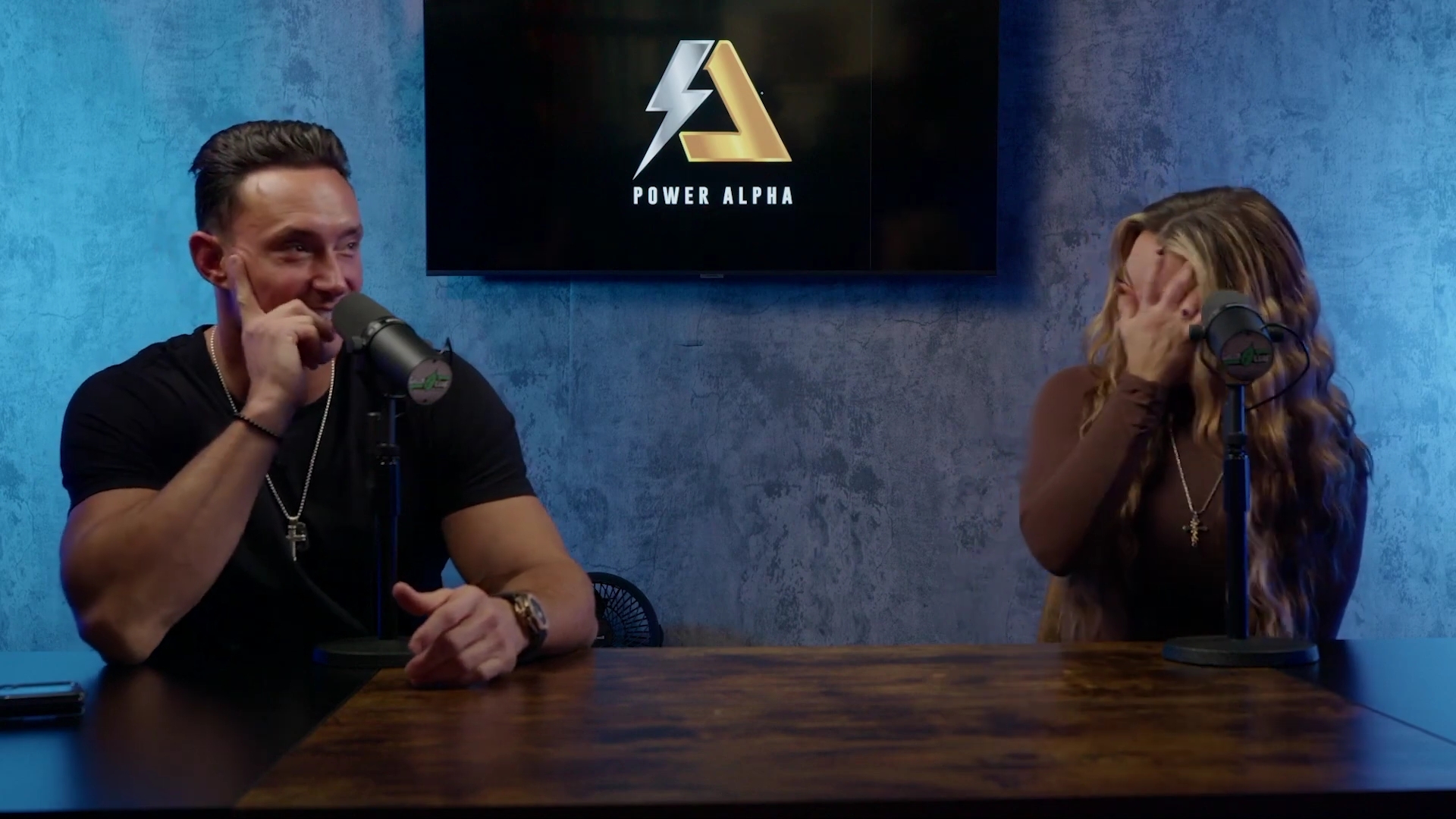 x2mate_com-Ep_9_-_Power_Alphas_Podcast___28Mandy_Saccomanno___Sabby_Piscitelli29-281080p29_mp41434.jpg