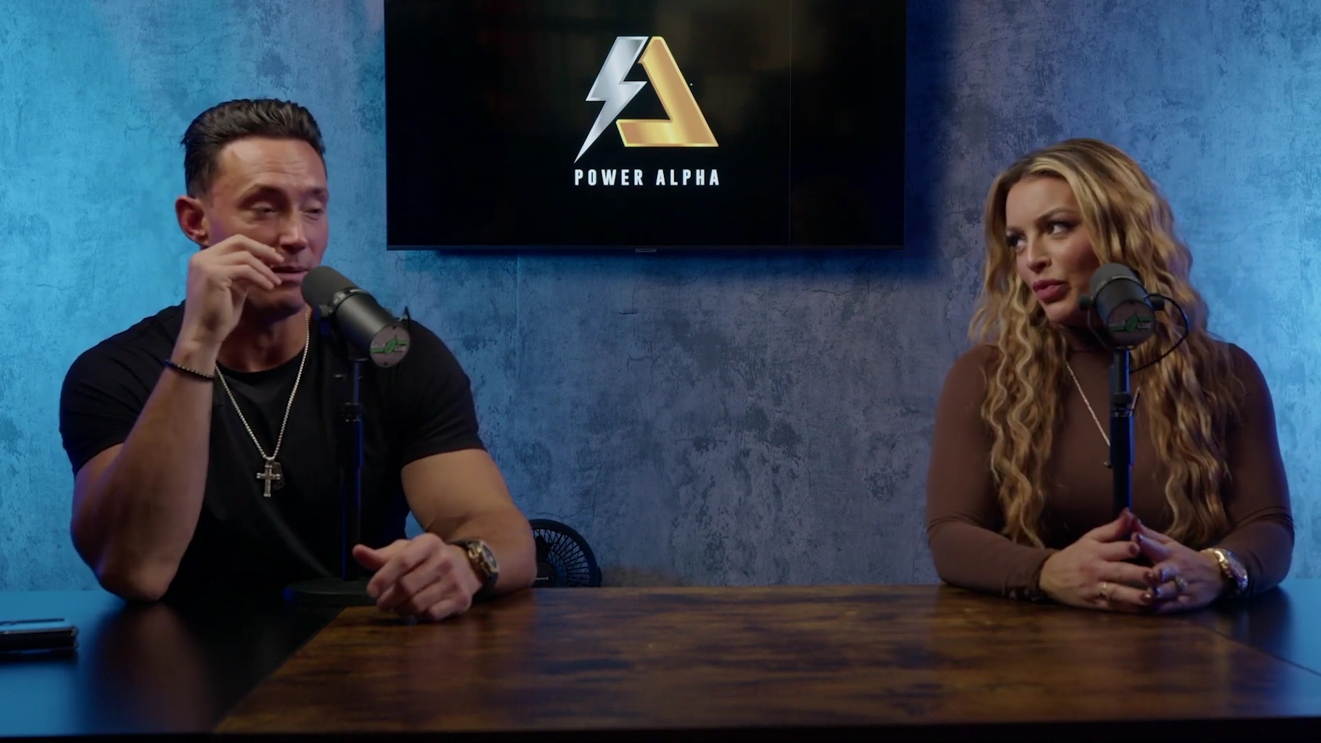x2mate_com-Ep_9_-_Power_Alphas_Podcast___28Mandy_Saccomanno___Sabby_Piscitelli29-281080p29_mp41442.jpg