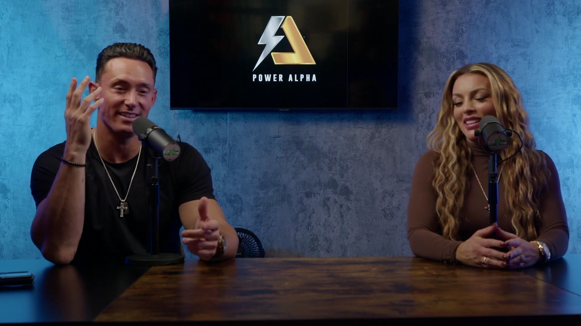 x2mate_com-Ep_9_-_Power_Alphas_Podcast___28Mandy_Saccomanno___Sabby_Piscitelli29-281080p29_mp41445.jpg