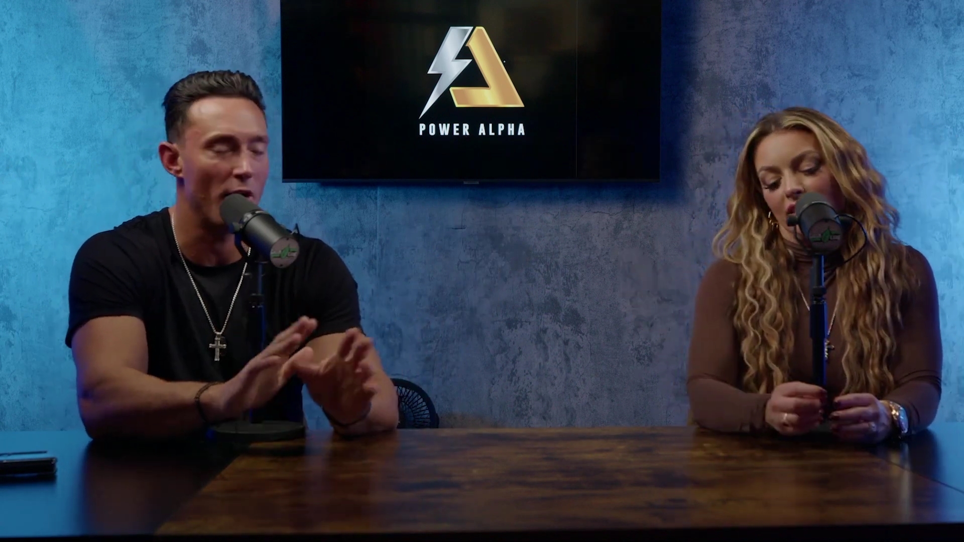 x2mate_com-Ep_9_-_Power_Alphas_Podcast___28Mandy_Saccomanno___Sabby_Piscitelli29-281080p29_mp41451.jpg