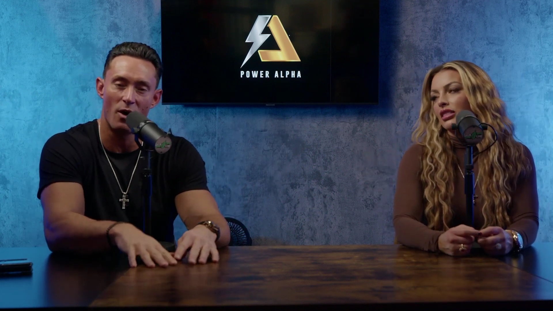 x2mate_com-Ep_9_-_Power_Alphas_Podcast___28Mandy_Saccomanno___Sabby_Piscitelli29-281080p29_mp41452.jpg