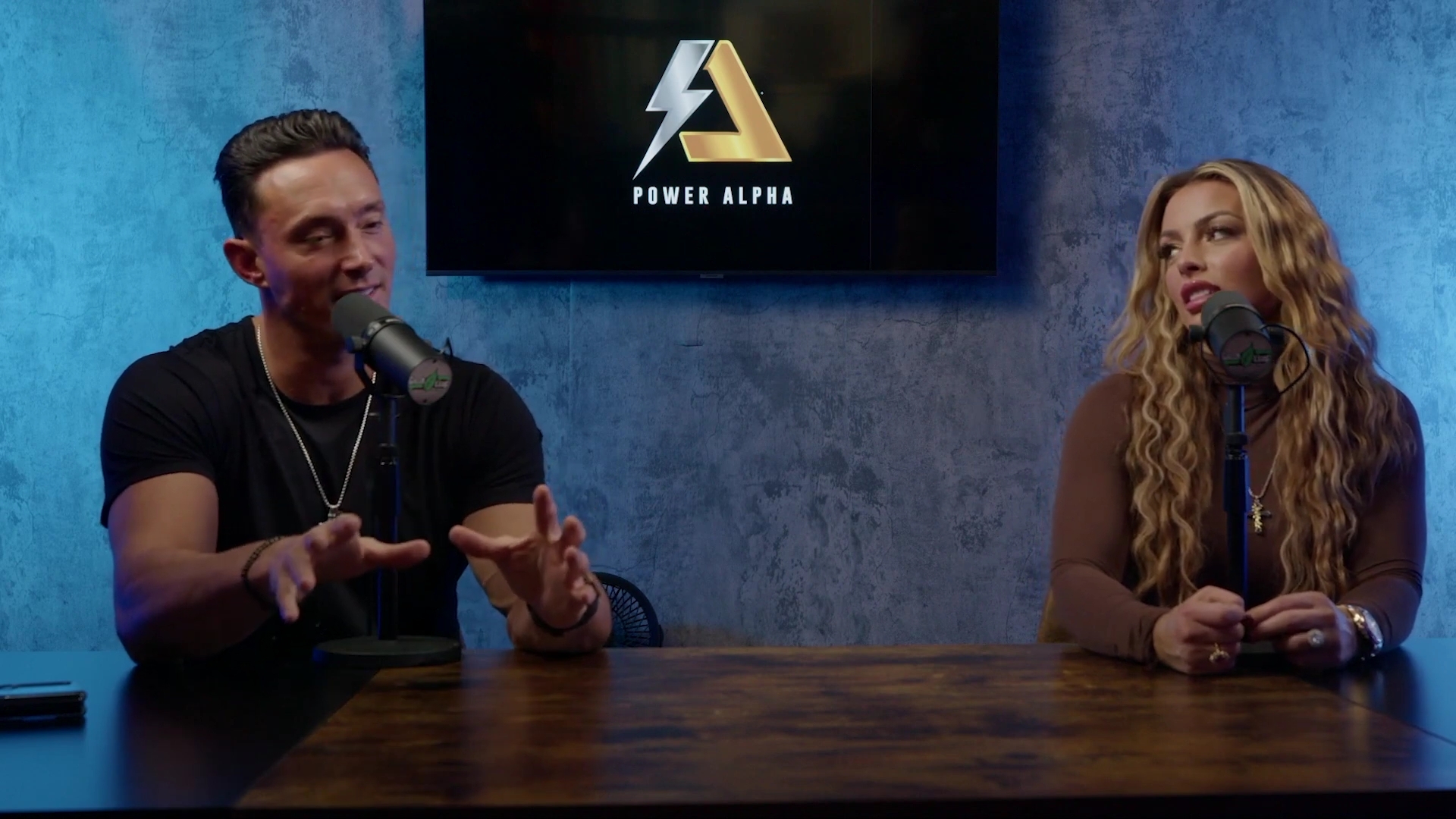 x2mate_com-Ep_9_-_Power_Alphas_Podcast___28Mandy_Saccomanno___Sabby_Piscitelli29-281080p29_mp41453.jpg
