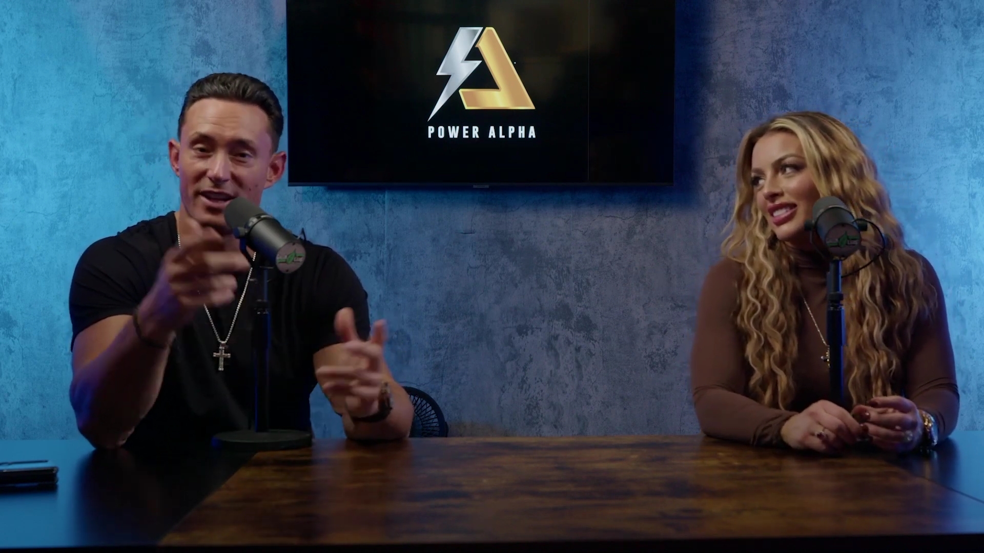 x2mate_com-Ep_9_-_Power_Alphas_Podcast___28Mandy_Saccomanno___Sabby_Piscitelli29-281080p29_mp41455.jpg