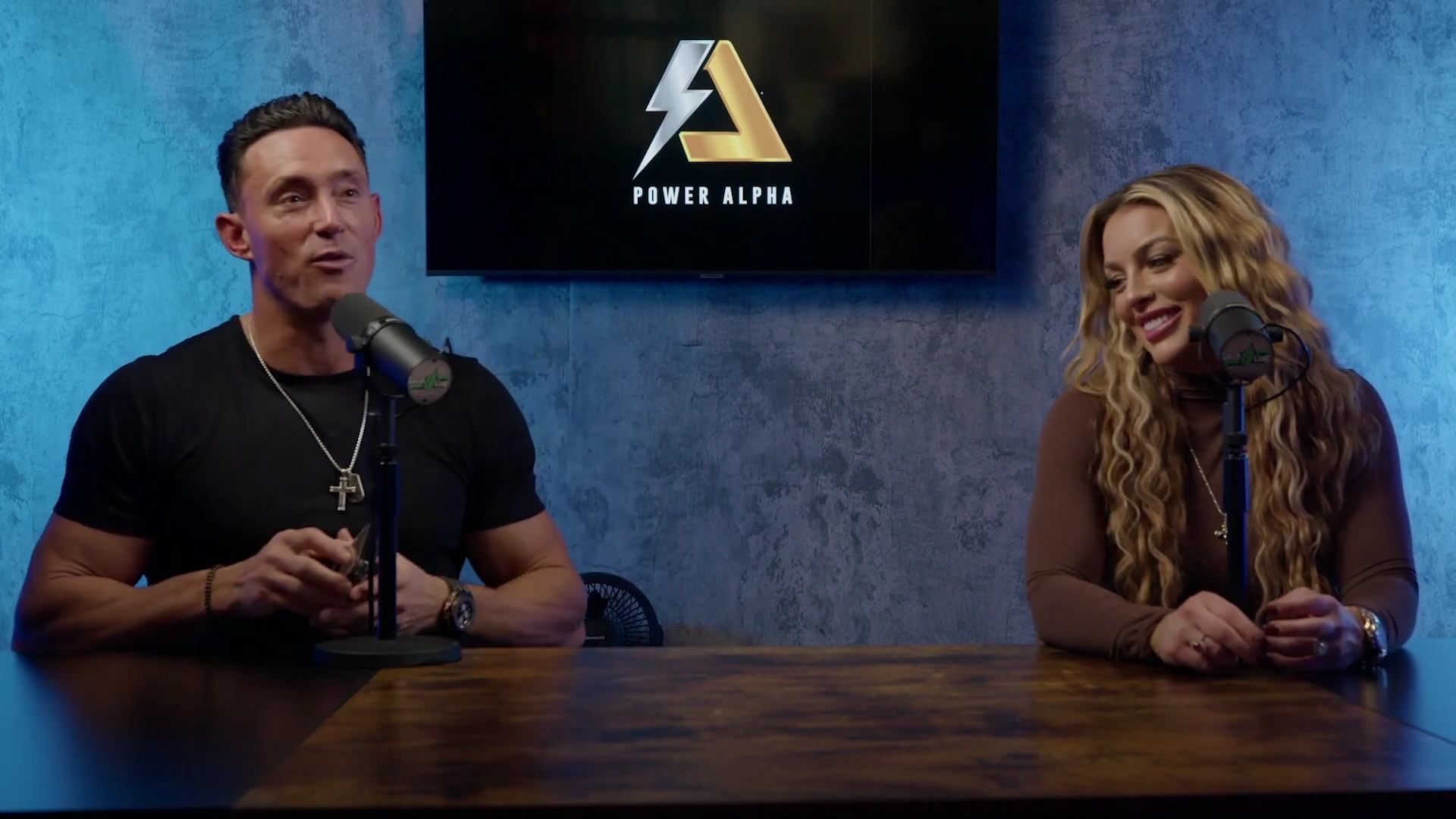 x2mate_com-Ep_9_-_Power_Alphas_Podcast___28Mandy_Saccomanno___Sabby_Piscitelli29-281080p29_mp41459.jpg