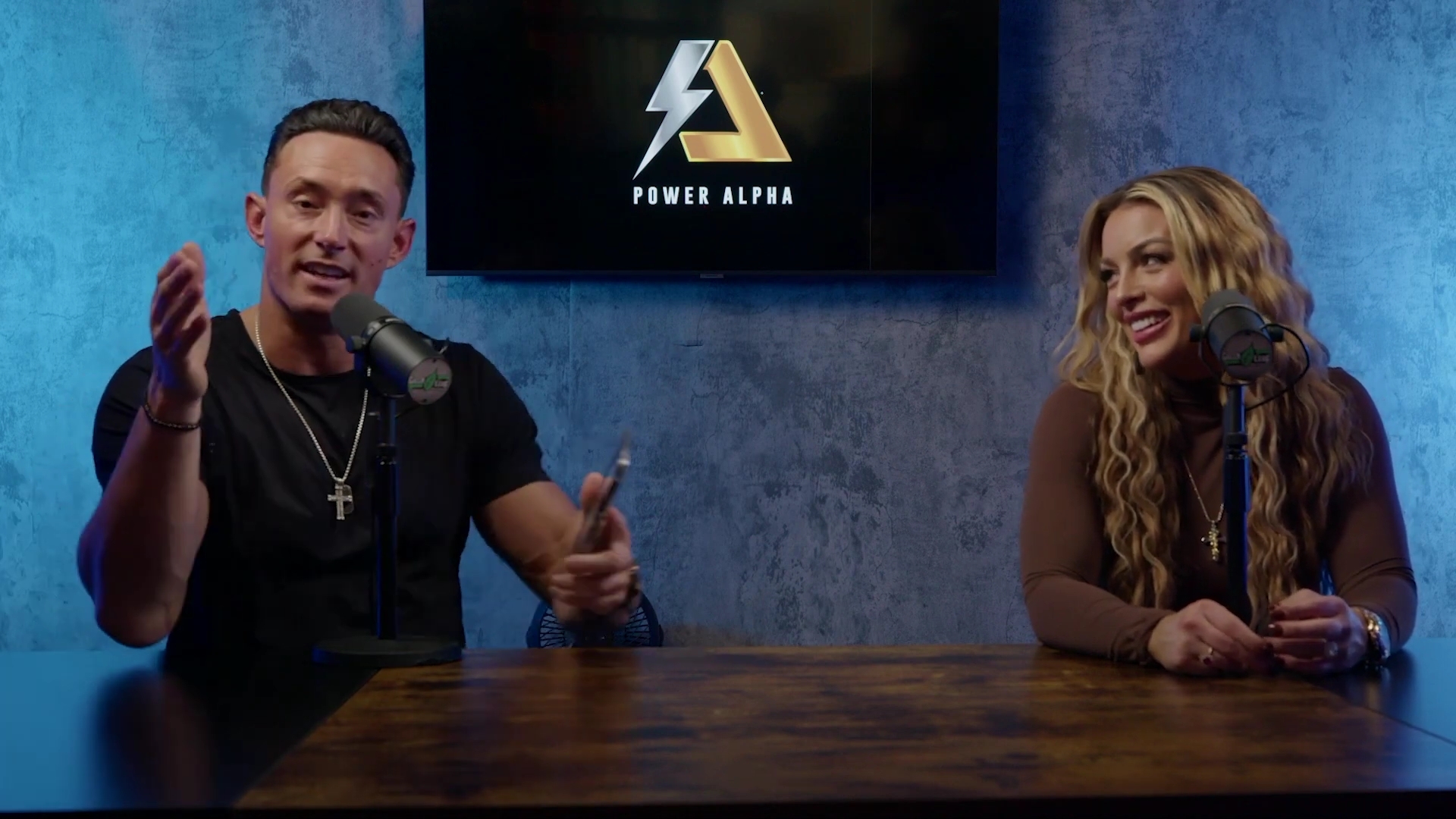 x2mate_com-Ep_9_-_Power_Alphas_Podcast___28Mandy_Saccomanno___Sabby_Piscitelli29-281080p29_mp41465.jpg