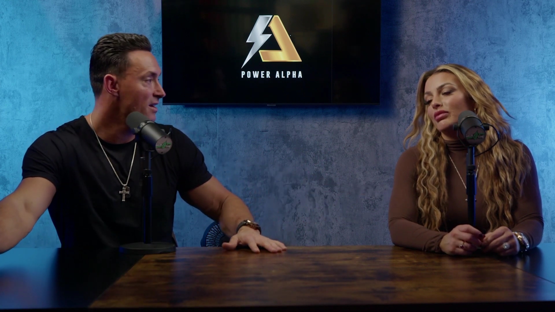 x2mate_com-Ep_9_-_Power_Alphas_Podcast___28Mandy_Saccomanno___Sabby_Piscitelli29-281080p29_mp41501.jpg