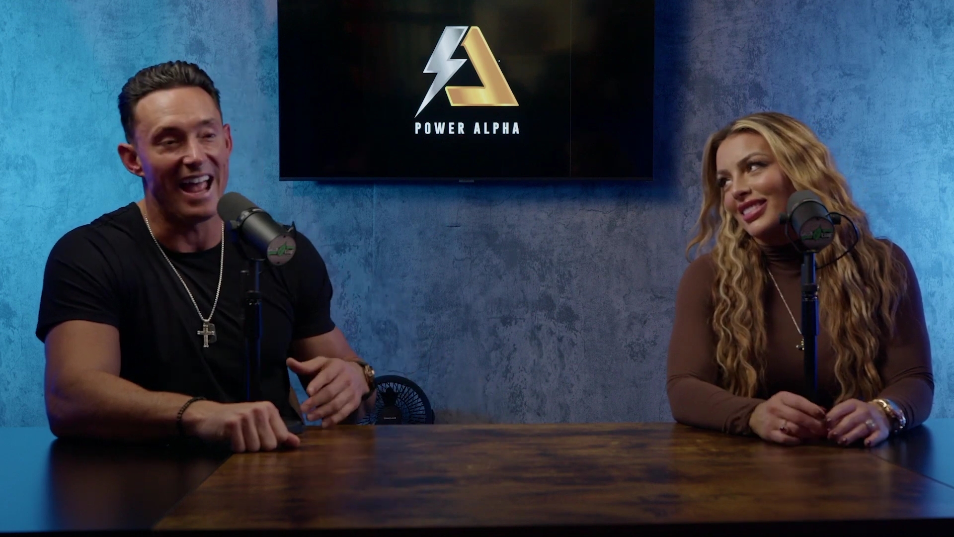 x2mate_com-Ep_9_-_Power_Alphas_Podcast___28Mandy_Saccomanno___Sabby_Piscitelli29-281080p29_mp41507.jpg