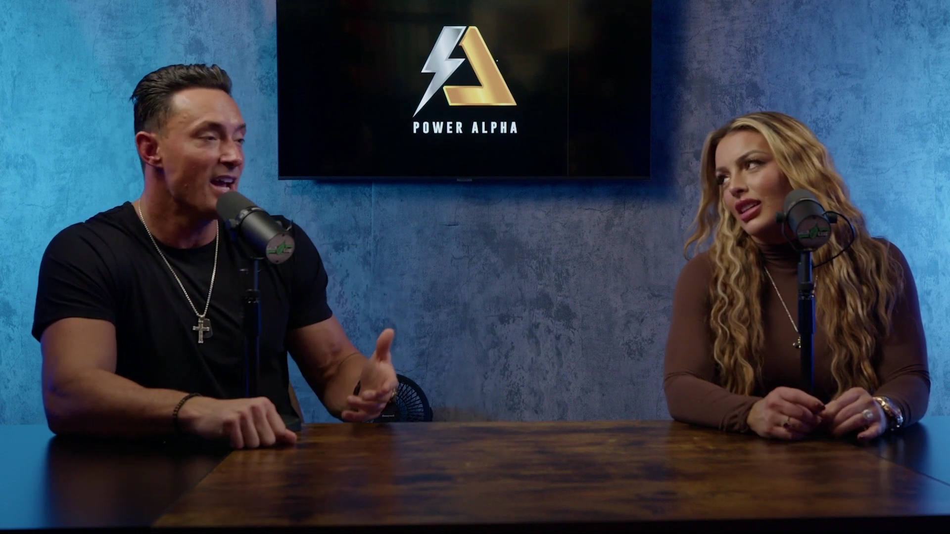 x2mate_com-Ep_9_-_Power_Alphas_Podcast___28Mandy_Saccomanno___Sabby_Piscitelli29-281080p29_mp41509.jpg