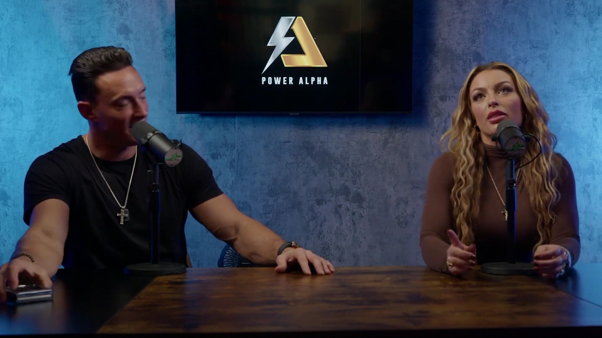 x2mate_com-Ep_9_-_Power_Alphas_Podcast___28Mandy_Saccomanno___Sabby_Piscitelli29-281080p29_mp41592.jpg