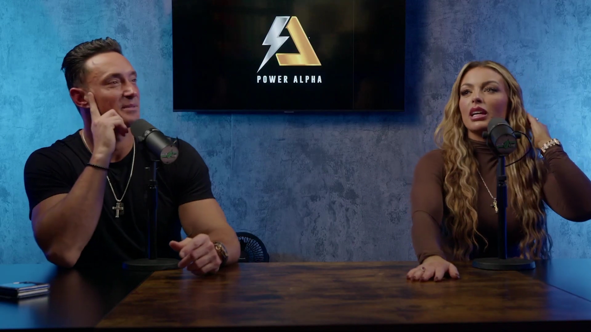 x2mate_com-Ep_9_-_Power_Alphas_Podcast___28Mandy_Saccomanno___Sabby_Piscitelli29-281080p29_mp41677.jpg